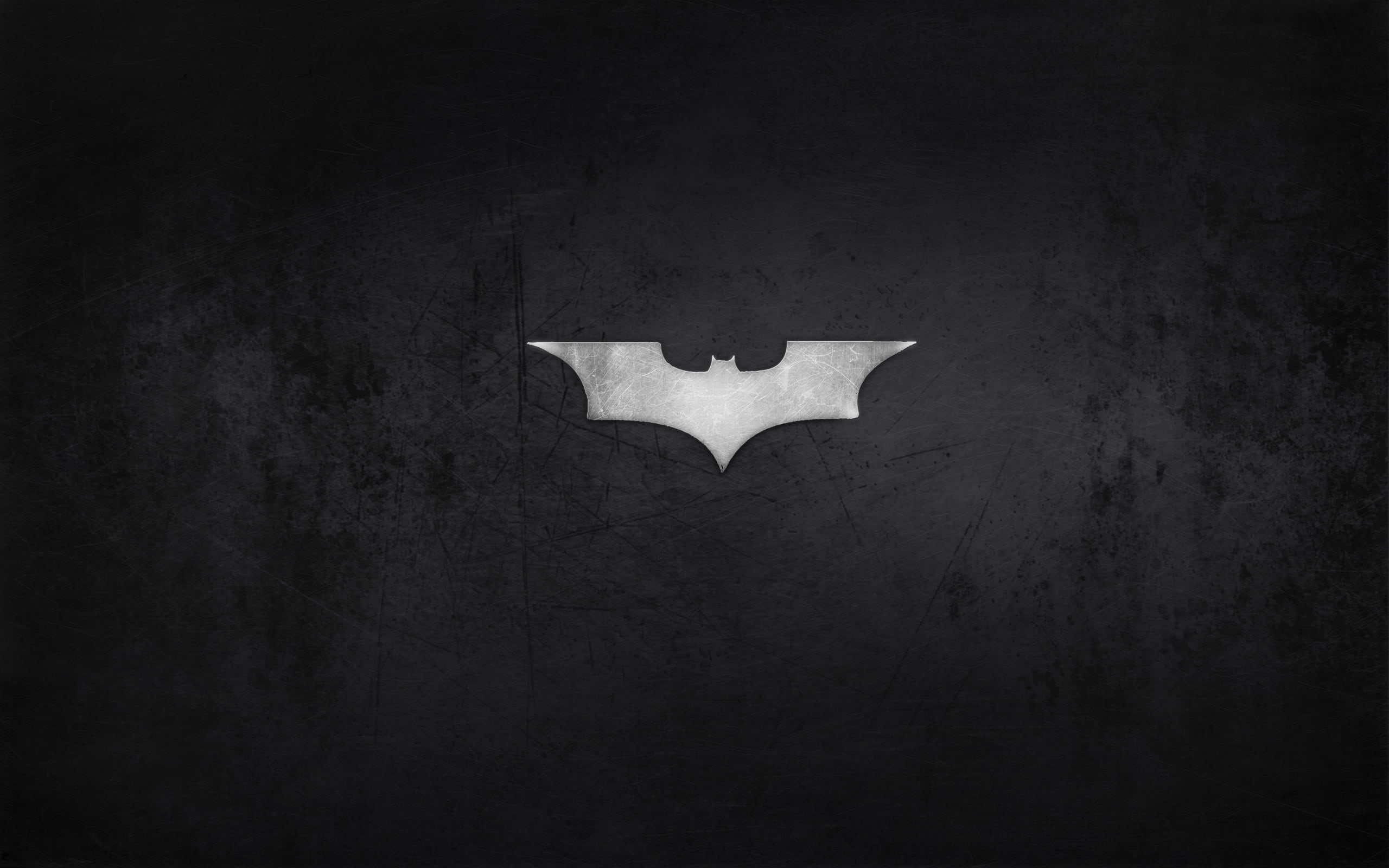 old, spooky, dirty, art and craft, abstract, scratched, pattern, studio shot, indoors, vignette, black Color, night, star shape, close-up, Batman logo, HD Wallpaper