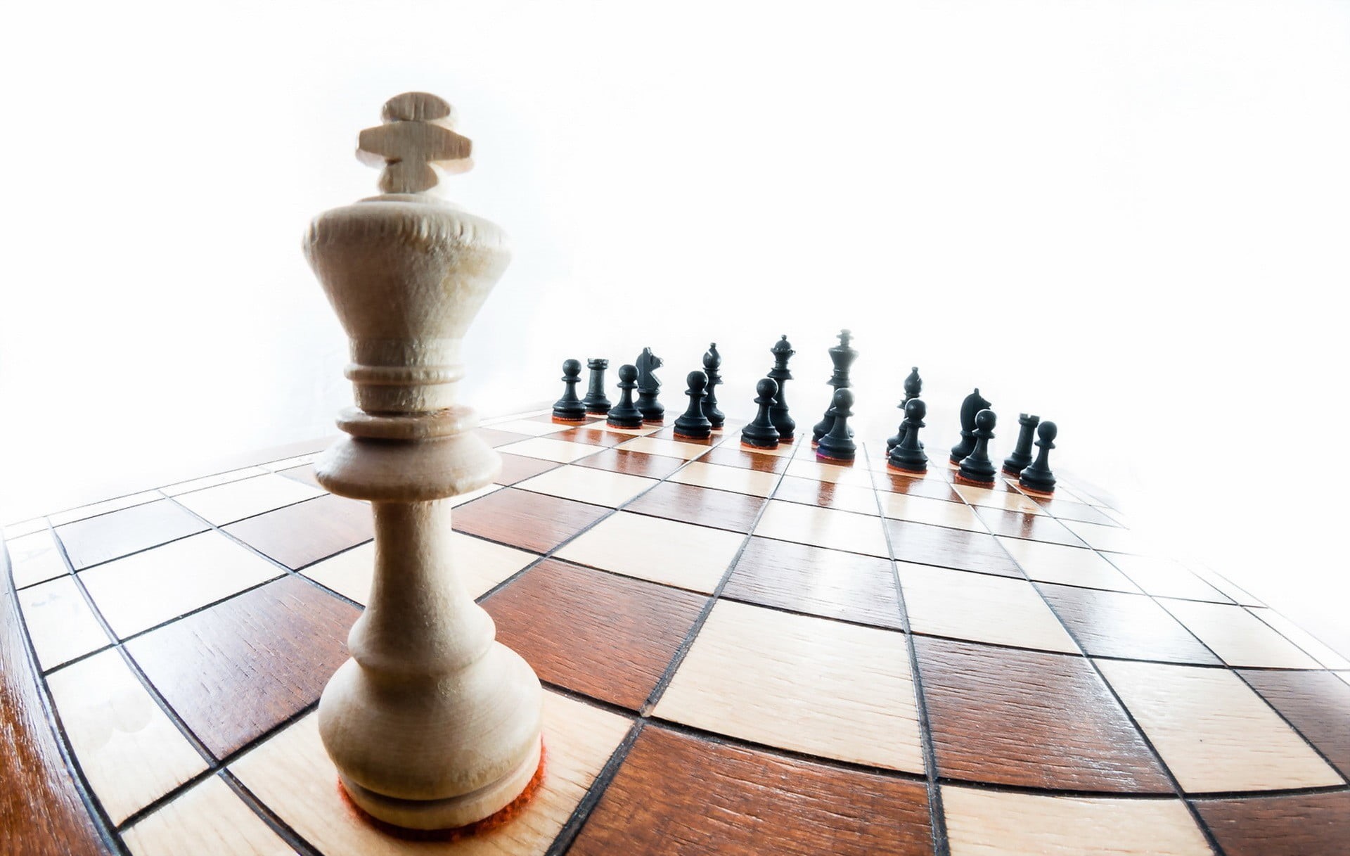 wood - material, pawn - chess piece, indoors, close-up, queen - chess piece, strategy, knight - chess piece, leisure games, leisure activity, 1080P, checkered, HD Wallpaper