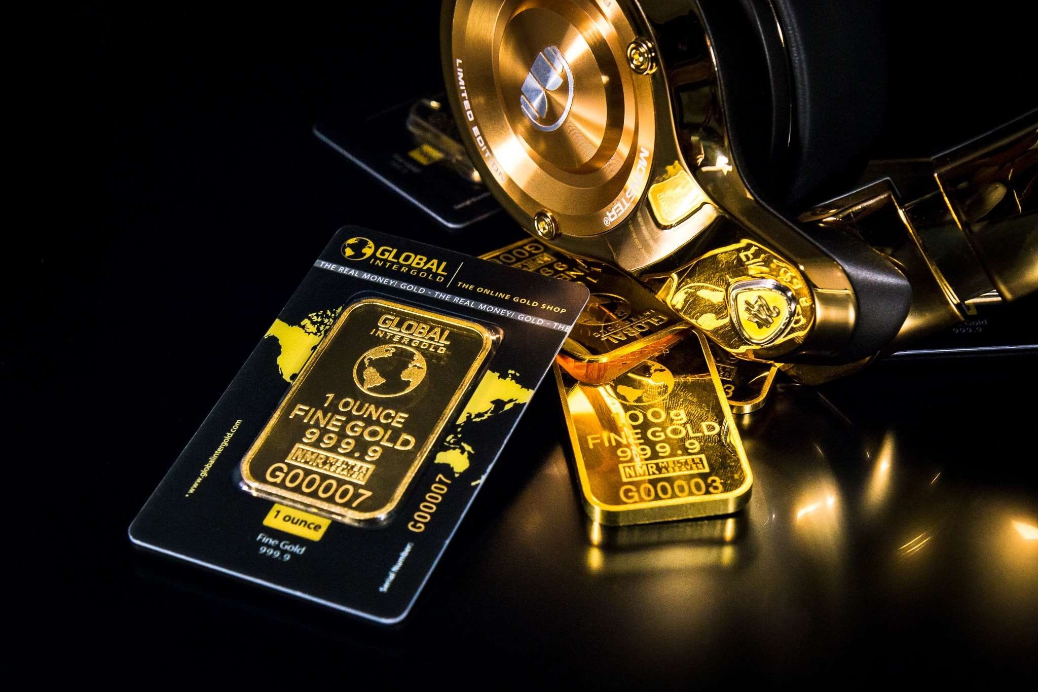 close-up, no people, gold colored, technology, text, machinery, studio shot, exchange, finance, financial, business, wealth, economy, still life, ingot, HD Wallpaper