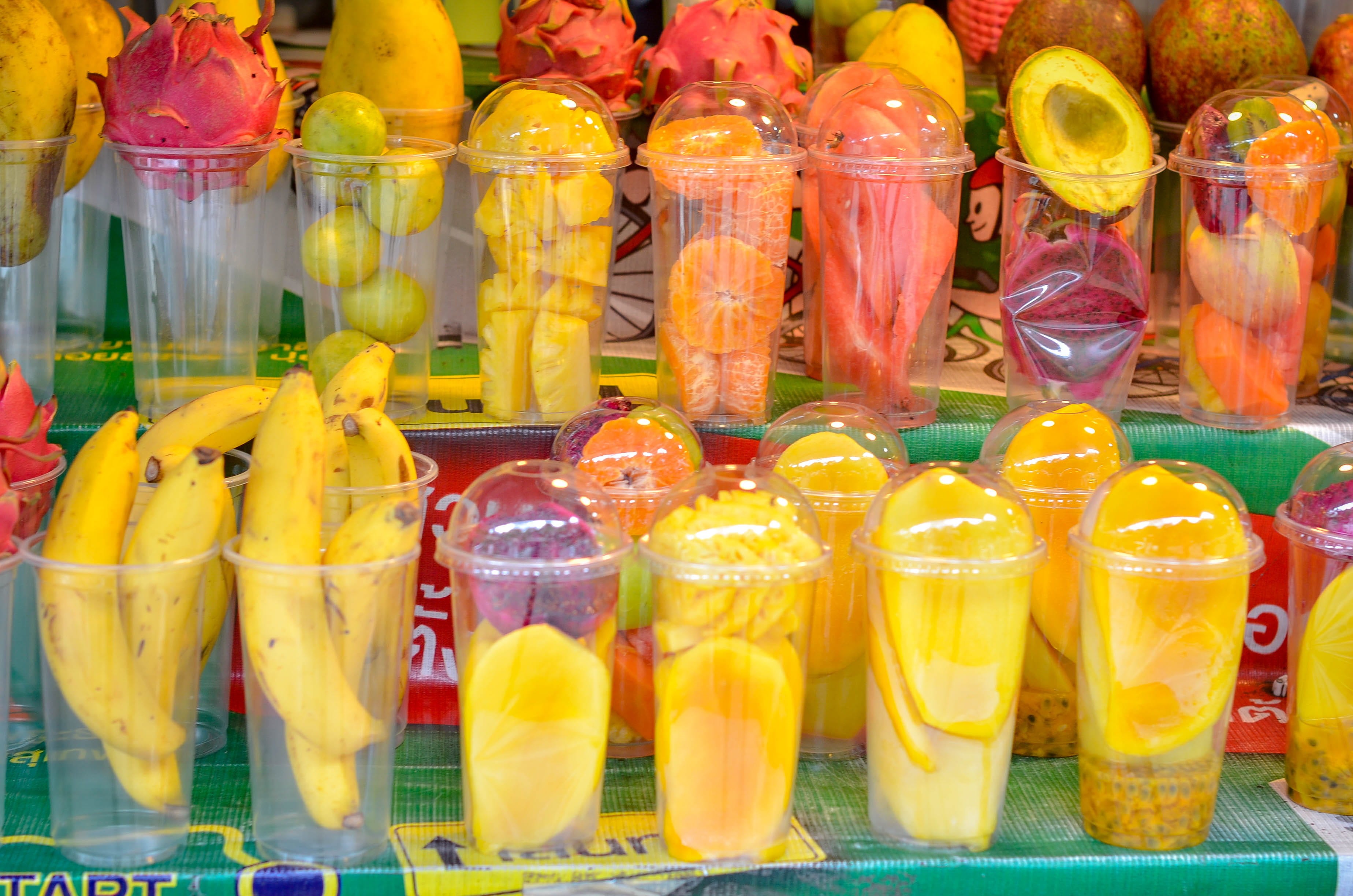 refreshment, for sale, red, thai, no people, large group of objects, lemon, orange, ingredient, meat, meal, retail display, drink, drinking glass, chicken, HD Wallpaper