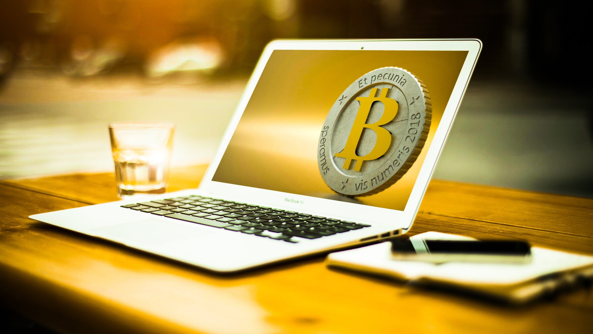 water, focus on foreground, money, blog, computer, forward, apple inc, crypto, office, block chain, selective focus, currency, communication, stock exchange, HD Wallpaper
