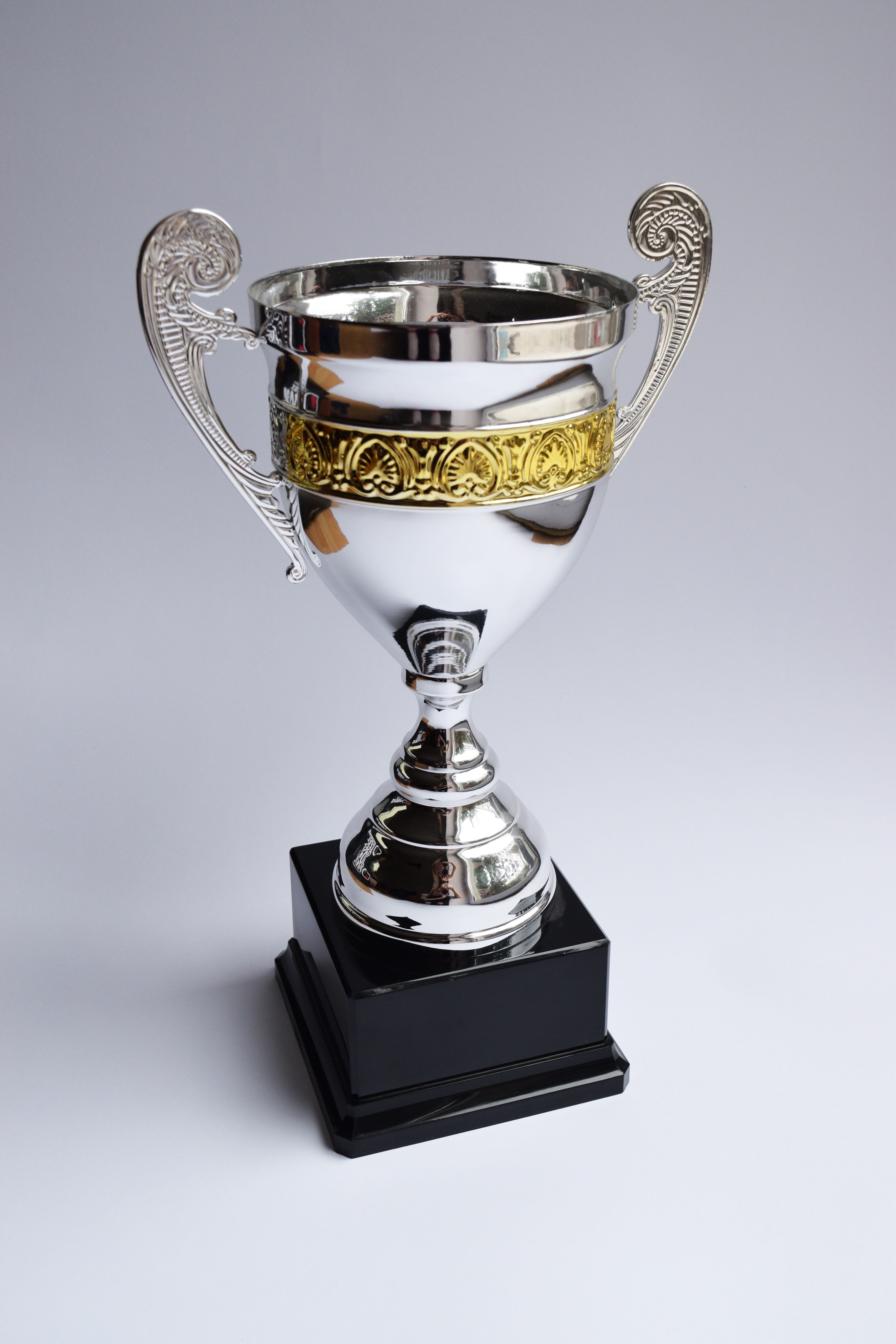 metallic, gold, leadership, cup, achievement, still life, honor, trophy, success, win, gray, no people, competition, goblet, winner, shiny, celebration, Phone HD Wallpaper