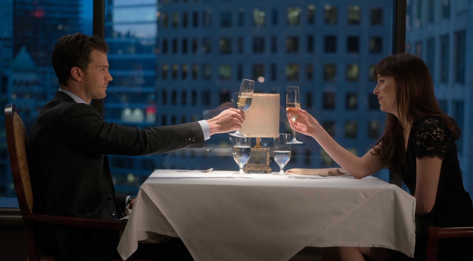 young adult, Dakota Johnson, real people, restaurant, business, table, adult, drink, men, Jamie Dornan, two people, togetherness, food and drink, leisure activity, HD Wallpaper