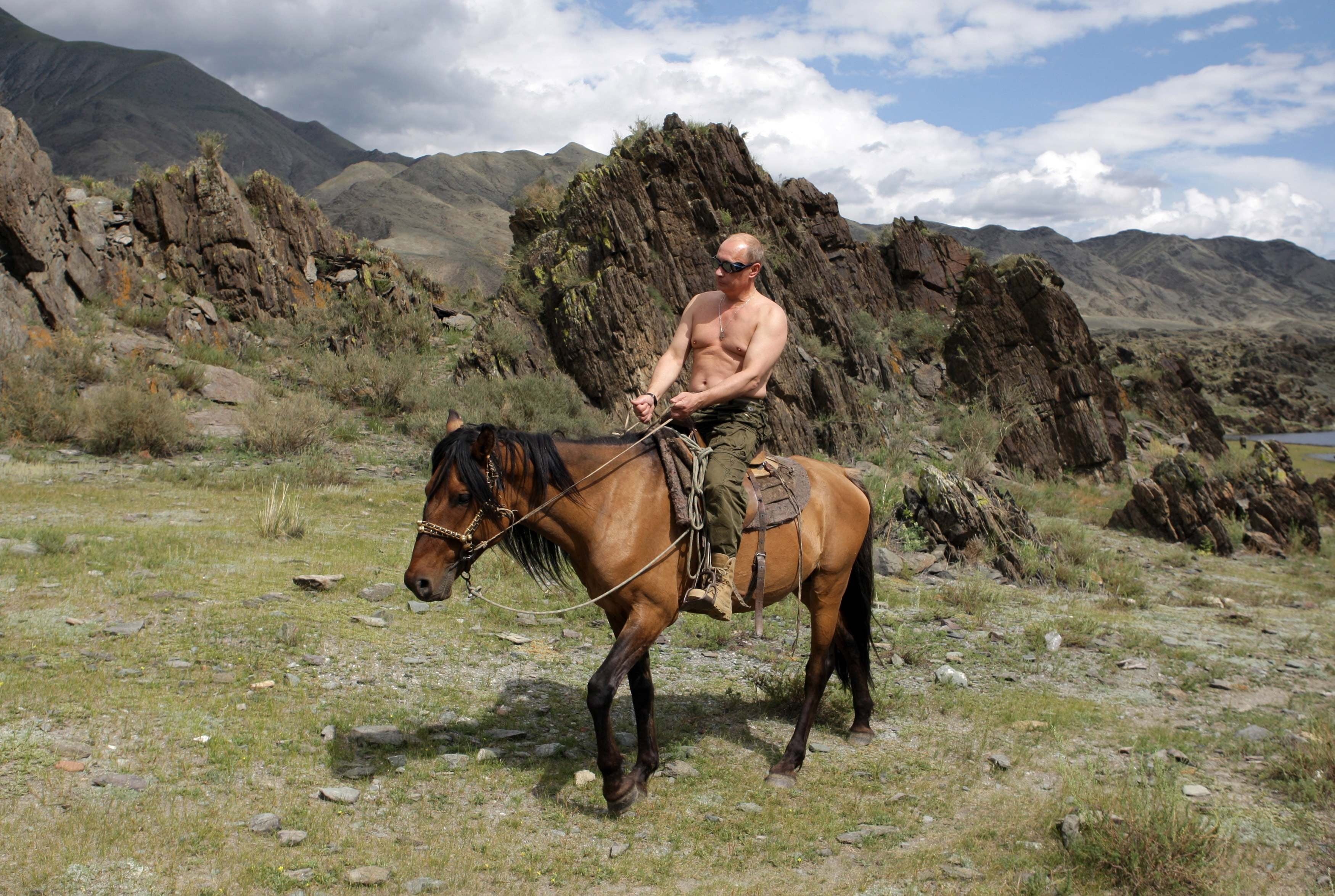 landscape, women, animal wildlife, travel, mountains, day, Putin, adult, horse, mammal, domestic, beauty In Nature, animal themes, outdoors, recreational Pursuit, HD Wallpaper