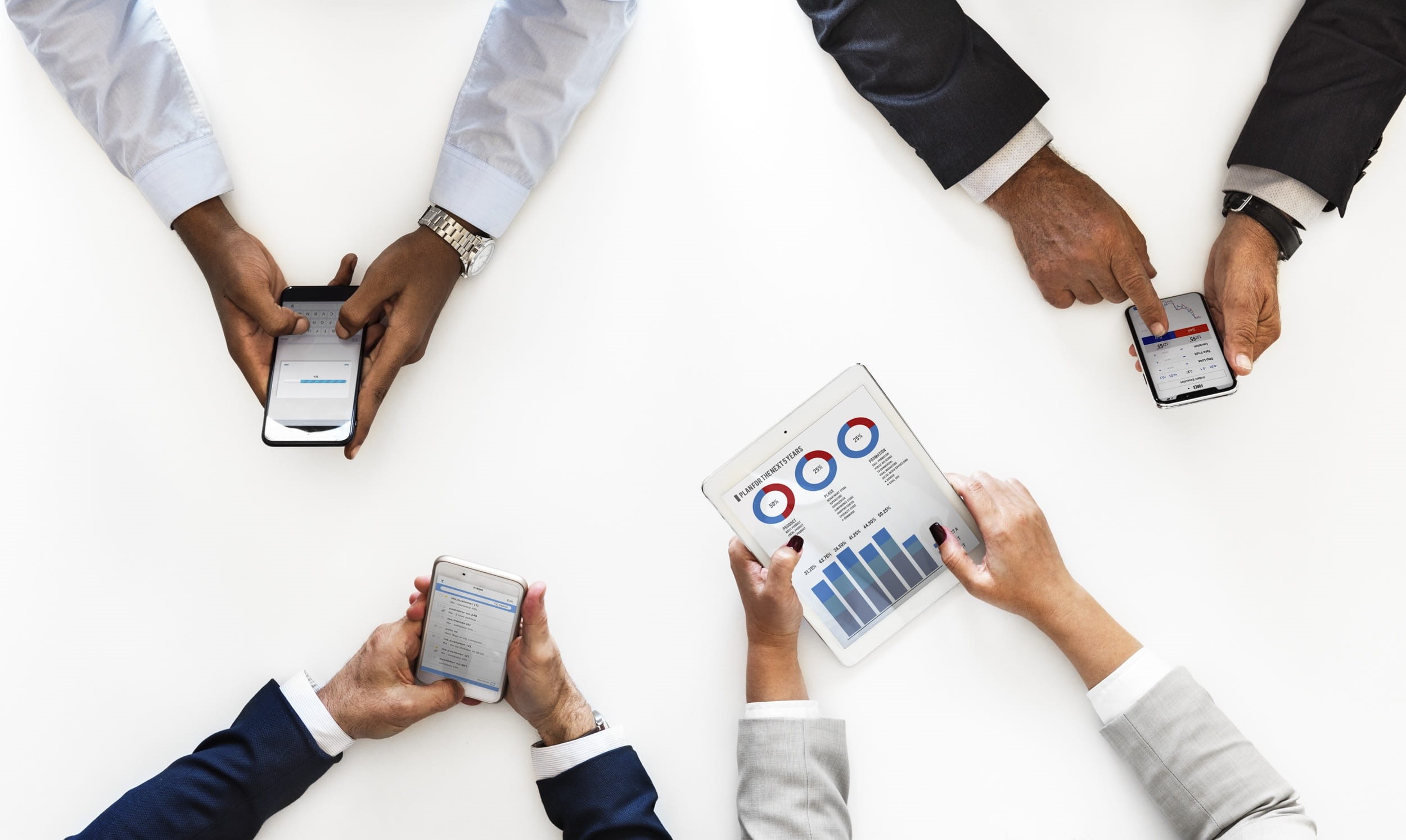 using, 1080P, data, startup, indoors, adult, males, occupation, hand, entrepreneur, group, high angle view, corporate, target, cooperation, business, flatlay, HD Wallpaper