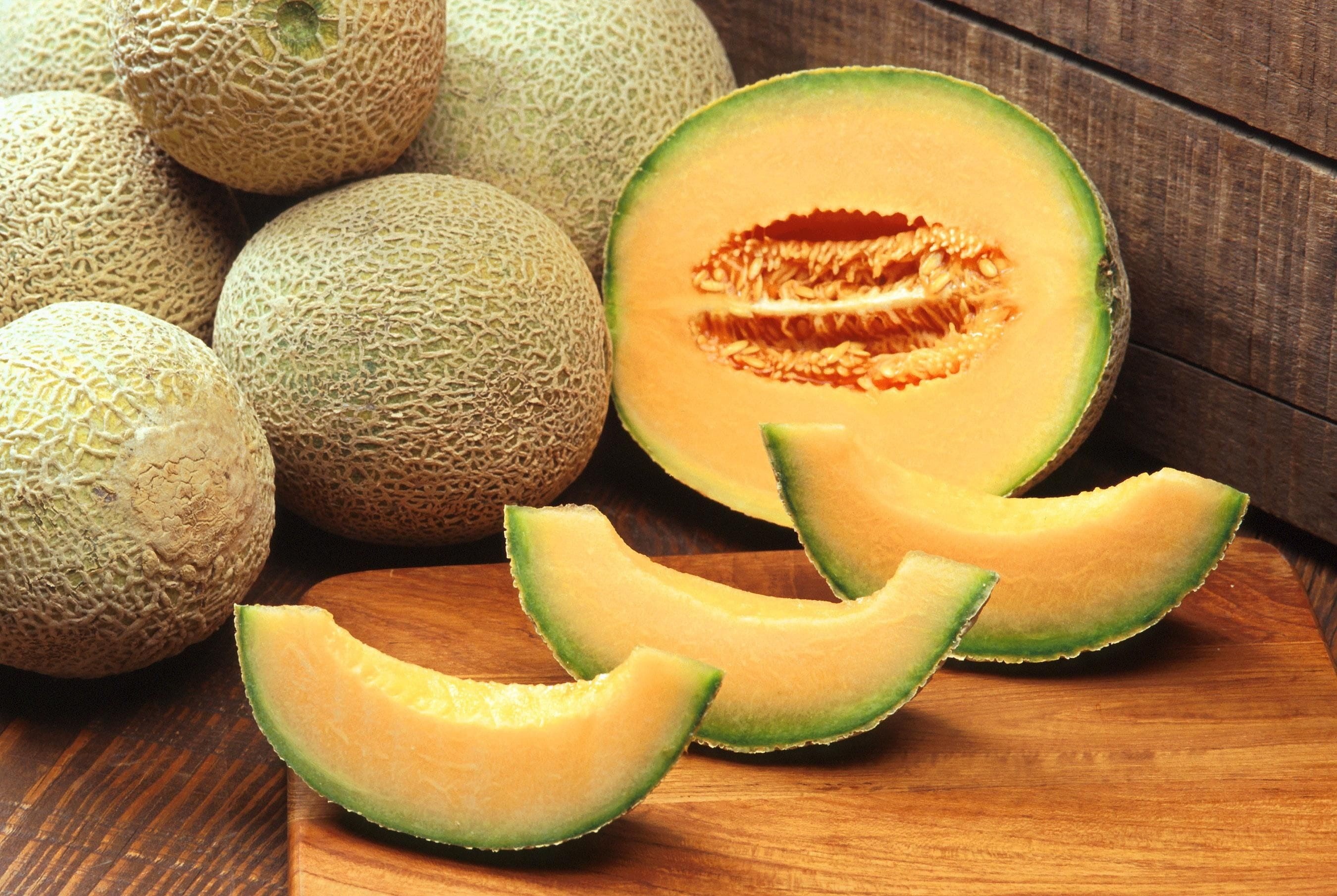 cantaloupes, brown, food and drink, chopping board, slice, healthy eating, cross section, plants, 2K, freshness, melon, sliced, photo, indoors, wellbeing, HD Wallpaper