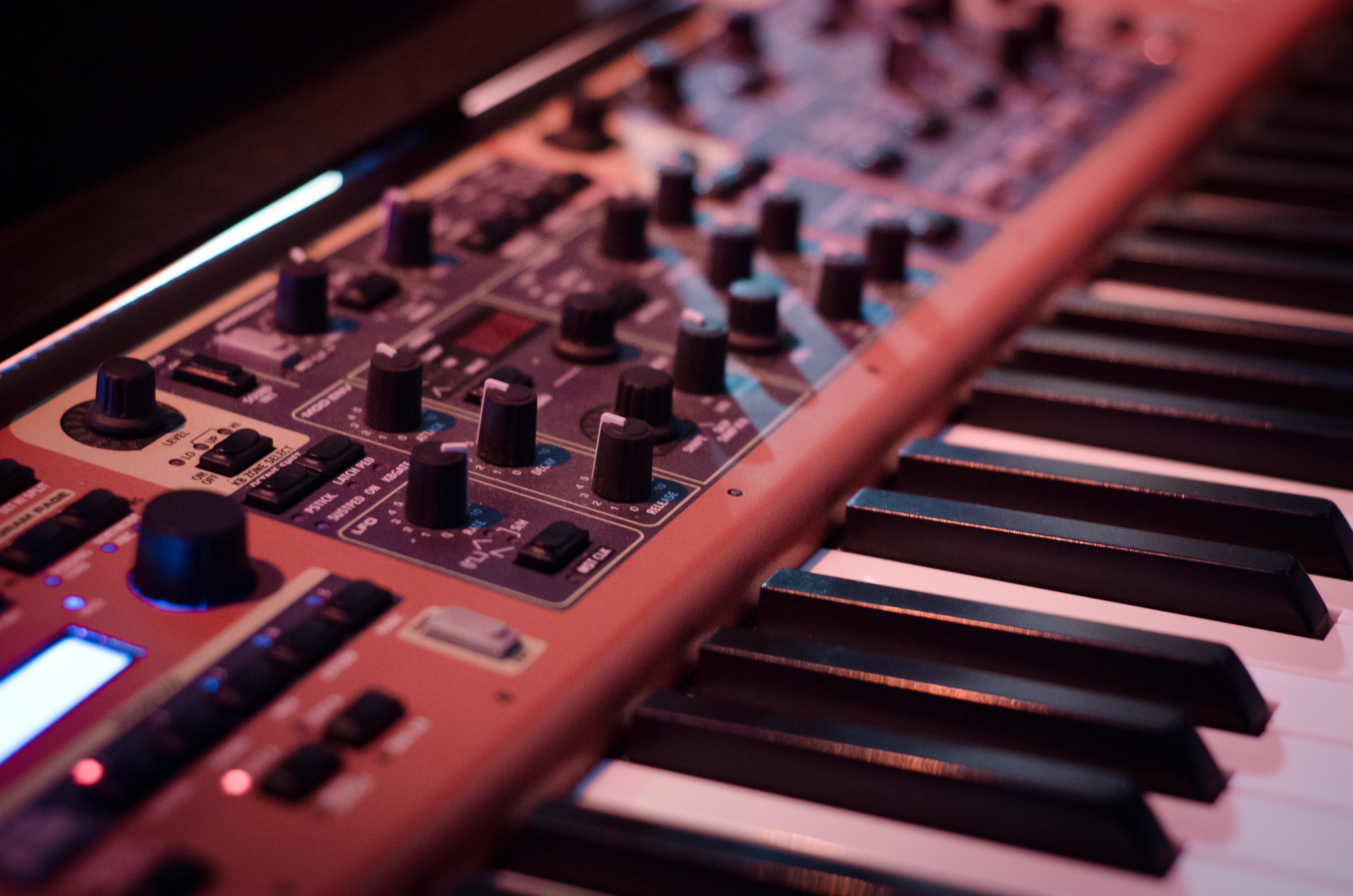 recording studio, audio equipment, piano key, equipment, no people, arts culture and entertainment, grand piano, close-up, rock music, control, music studio, HD Wallpaper