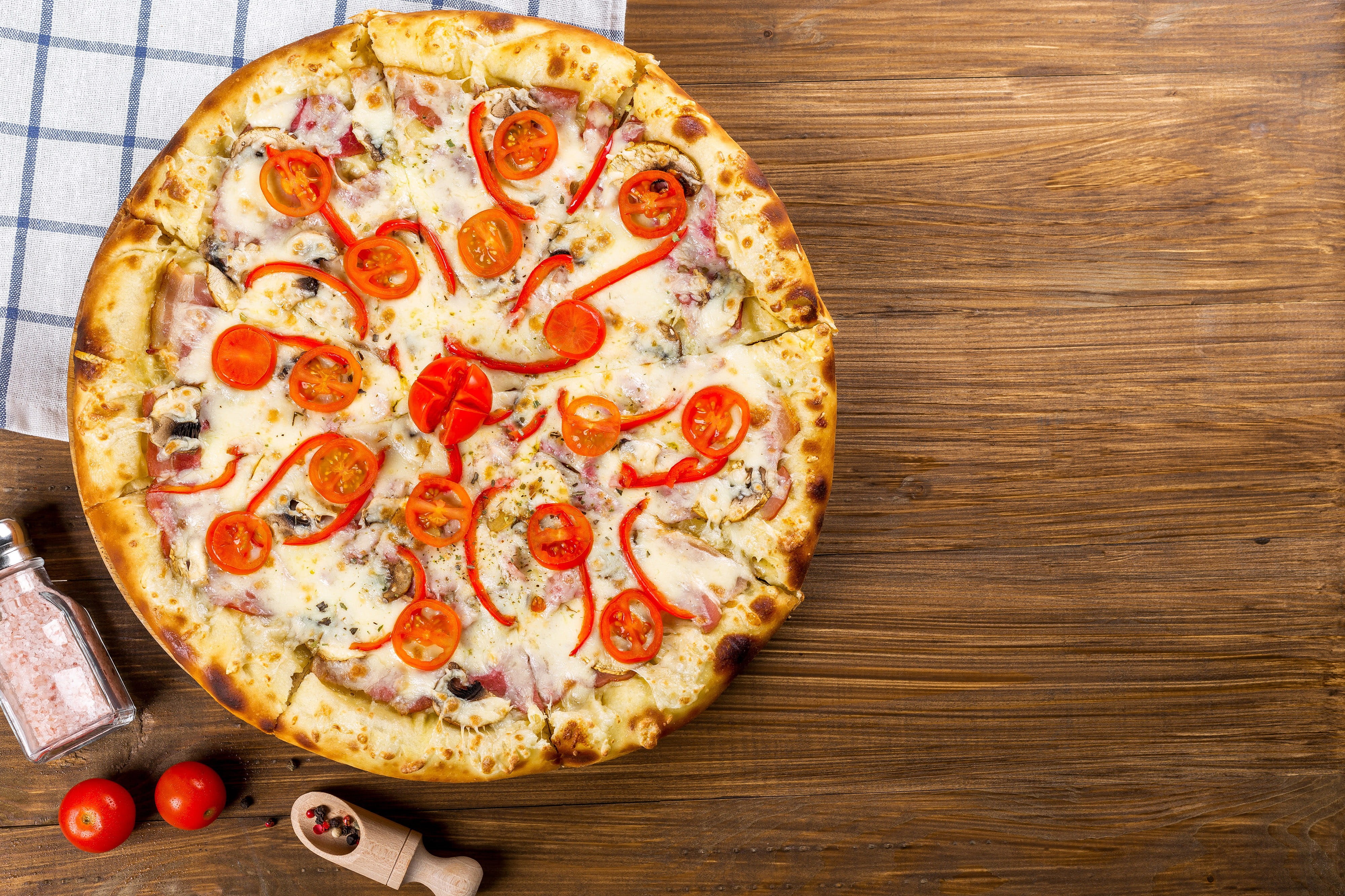 pastry Dough, food, edible Mushroom, dinner, basil, slice, indoors, ready-to-eat, food And Drink, tomato, savory Sauce, pizzas, speed, italian food, italian Culture, HD Wallpaper