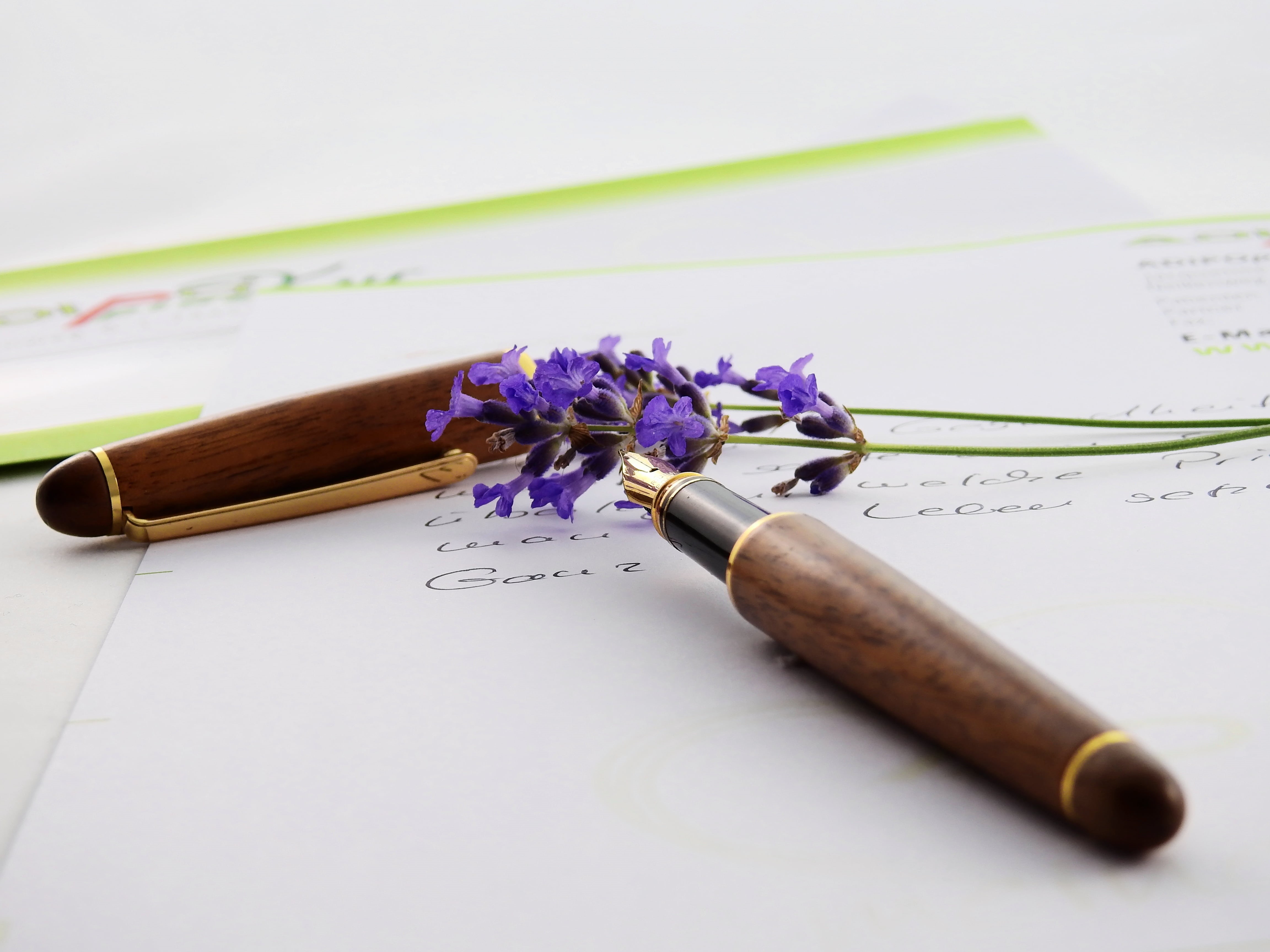 table, no people, lavender, provence, plant, fountain, copy space, freshness, leave, brown, contact, still life, education, writing instrument, smell, close-up, HD Wallpaper