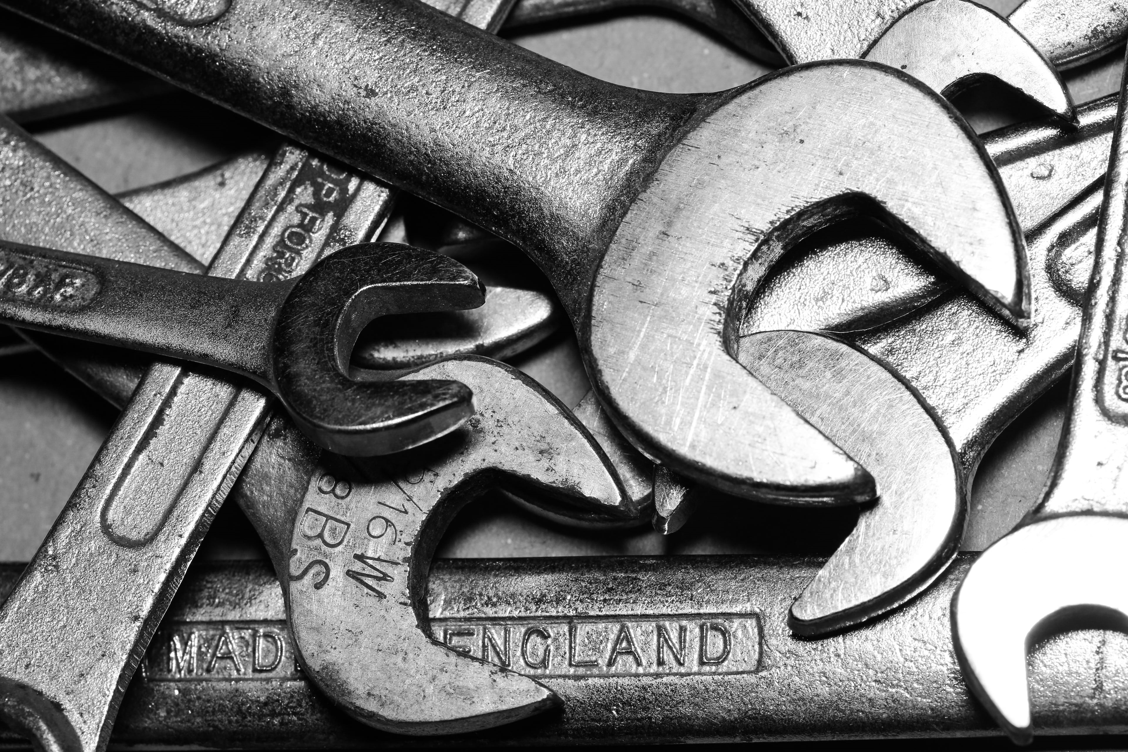 close-up, 4K, day, hand tool, metal, tool, work, tools, wood - material, lot, mechanical, garage, set, group of objects, spanner, pattern, iron, auto, HD Wallpaper
