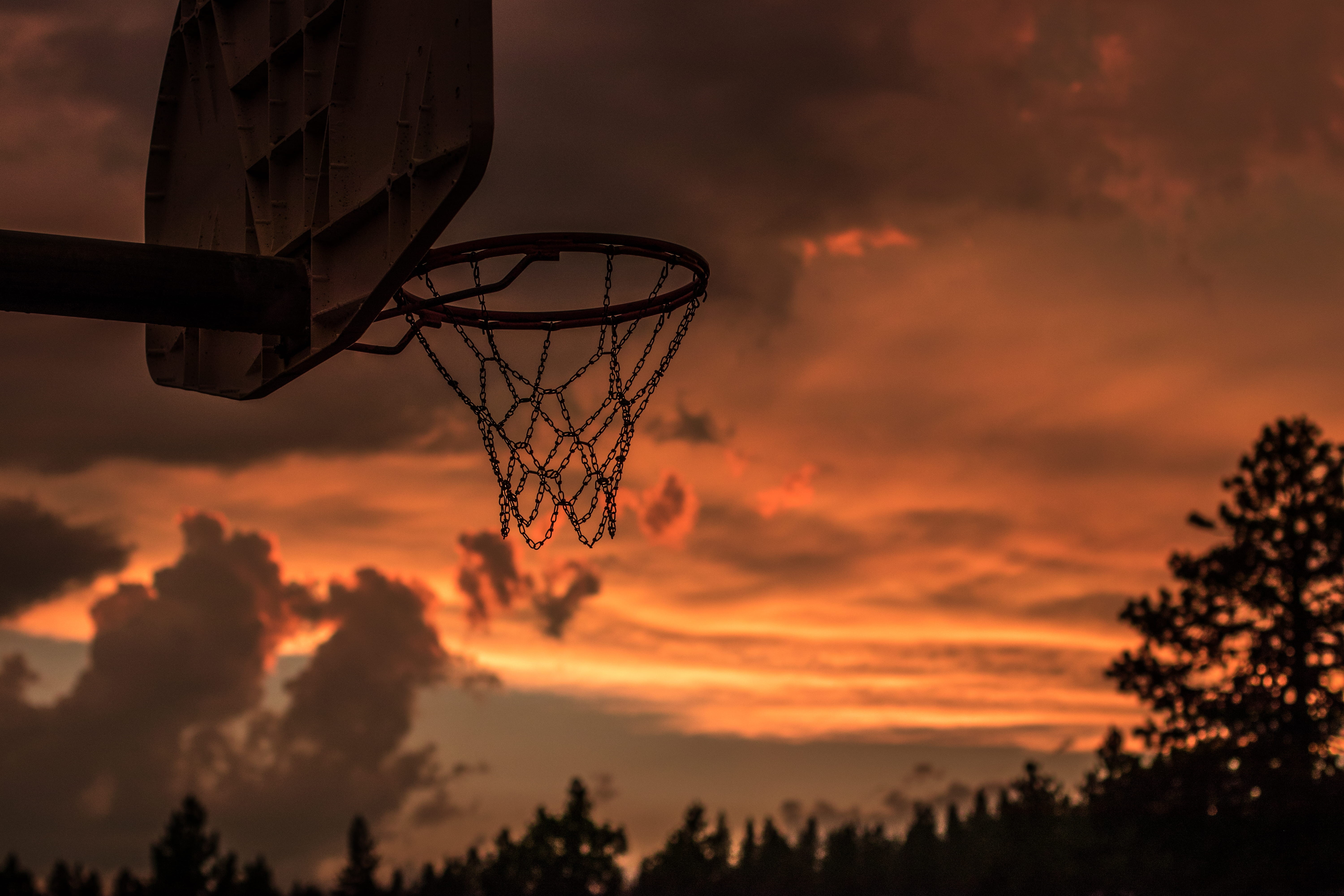 backlit, basketball - sport, sport, dramatic sky, outdoors, cloud - sky, dark, dusk, sky, basketball, orange color, sunset, net - sports equipment, evening, HD Wallpaper