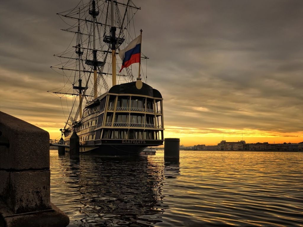 sailboat, basketball, ship, white, building exterior, sky, water, cloud - sky, beauty in nature, hoop, built structure, orange color, nautical vessel, architecture, HD Wallpaper