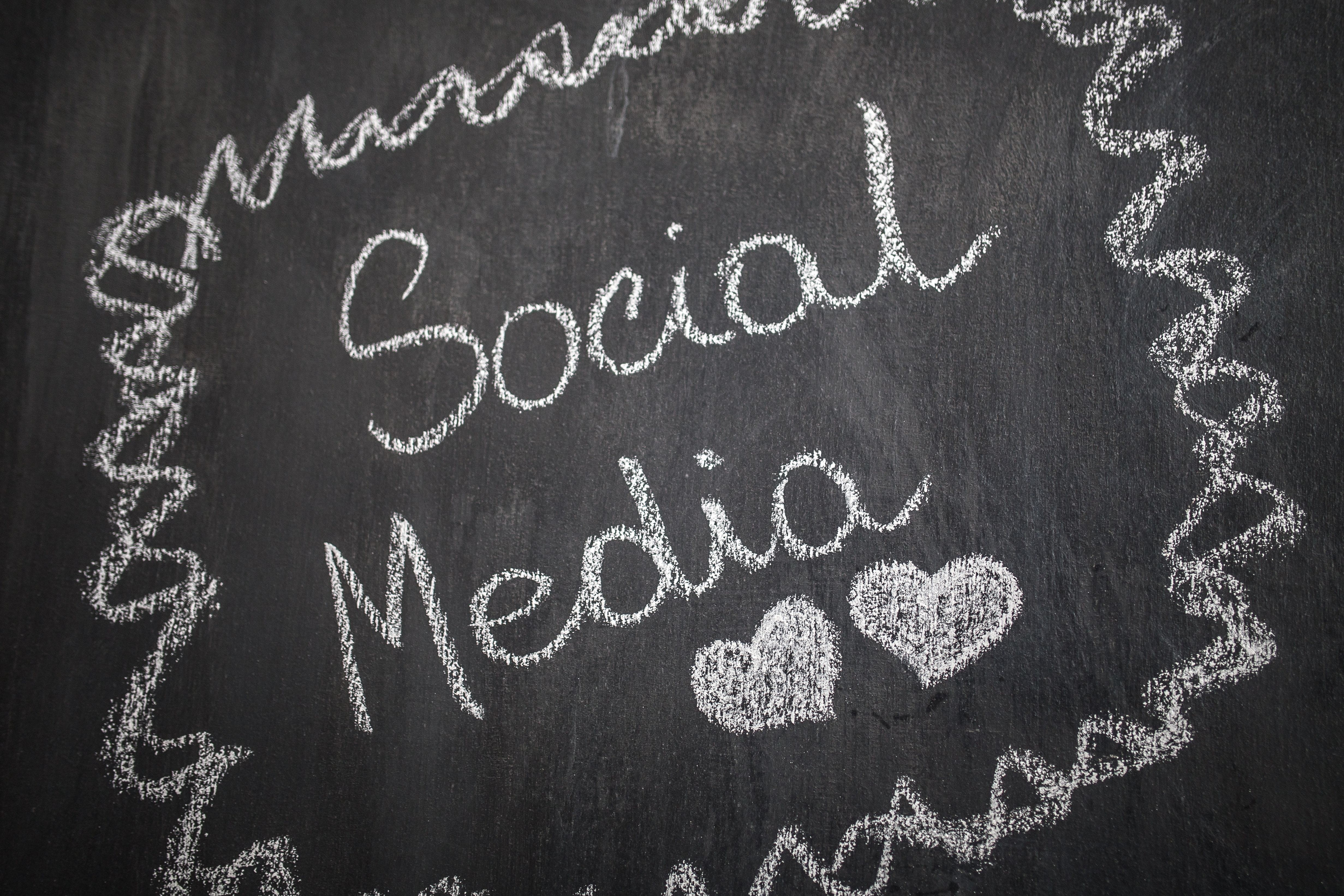 information, single Word, education, chalkboard, message, White, school building, board, blackboard, text, writing, handwriting, architecture, no people, HD Wallpaper