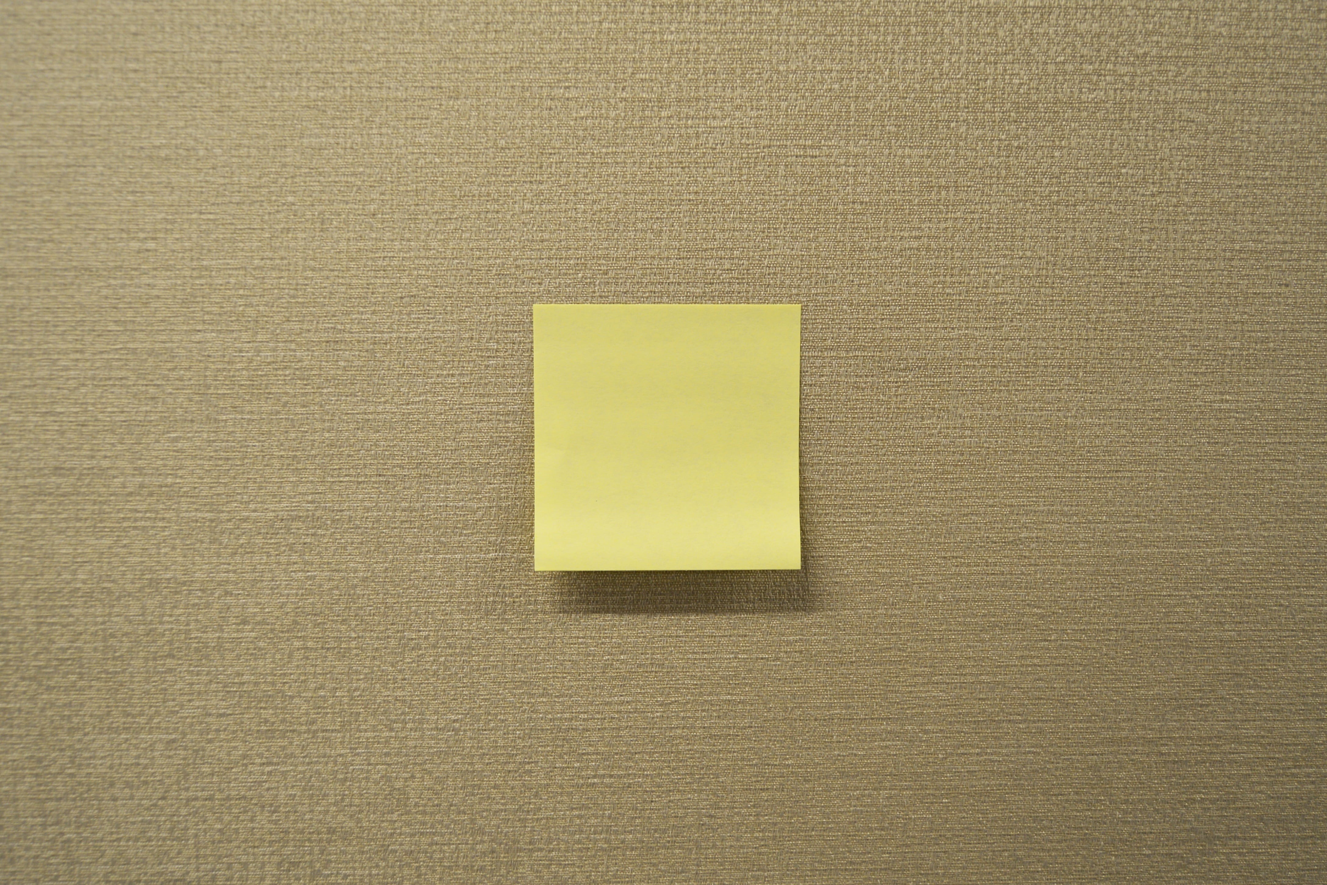 geometric shape, remember, blank, 4K, no people, note - message, communication, indoors, notice, post-it note, fabric, sticky, wood - material, paper, HD Wallpaper