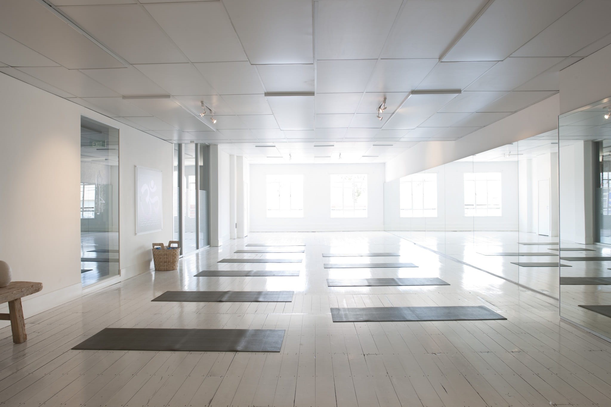 indoors, architecture, window, hardwood floor, no people, day, health, basket, flooring, empty, studio shot, brown, room, architectural column, modern, HD Wallpaper