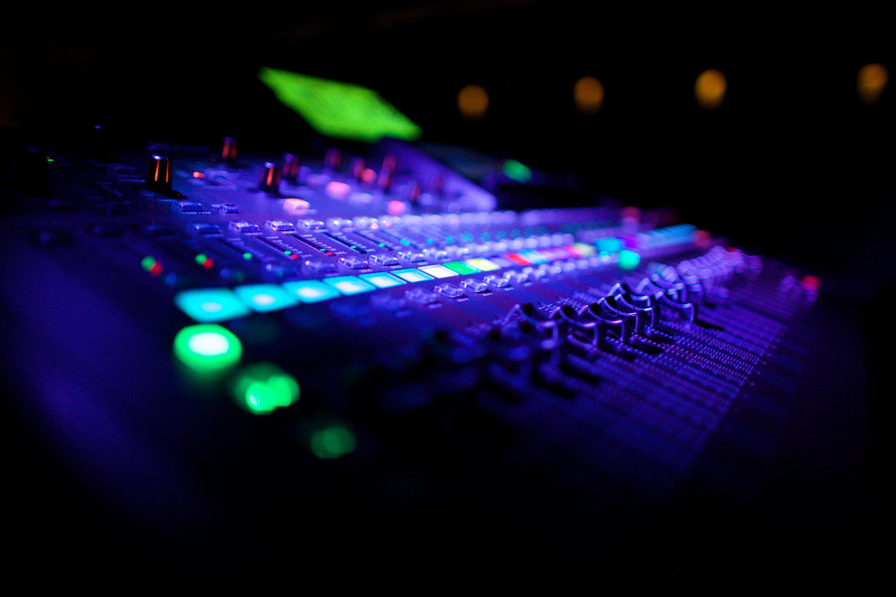 audio equipment, night, indoors, light, arts culture and entertainment, music mixing, sound mixer, equipment, control, shot, communication, backgrounds, HD Wallpaper