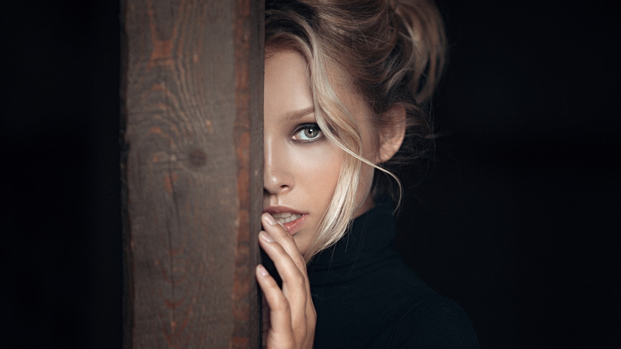 fashion, 1080P, copy space, Georgy Chernyadyev, human limb, human face, adult, one person, model, face, simple background, arms raised, human arm, looking at viewer, HD Wallpaper