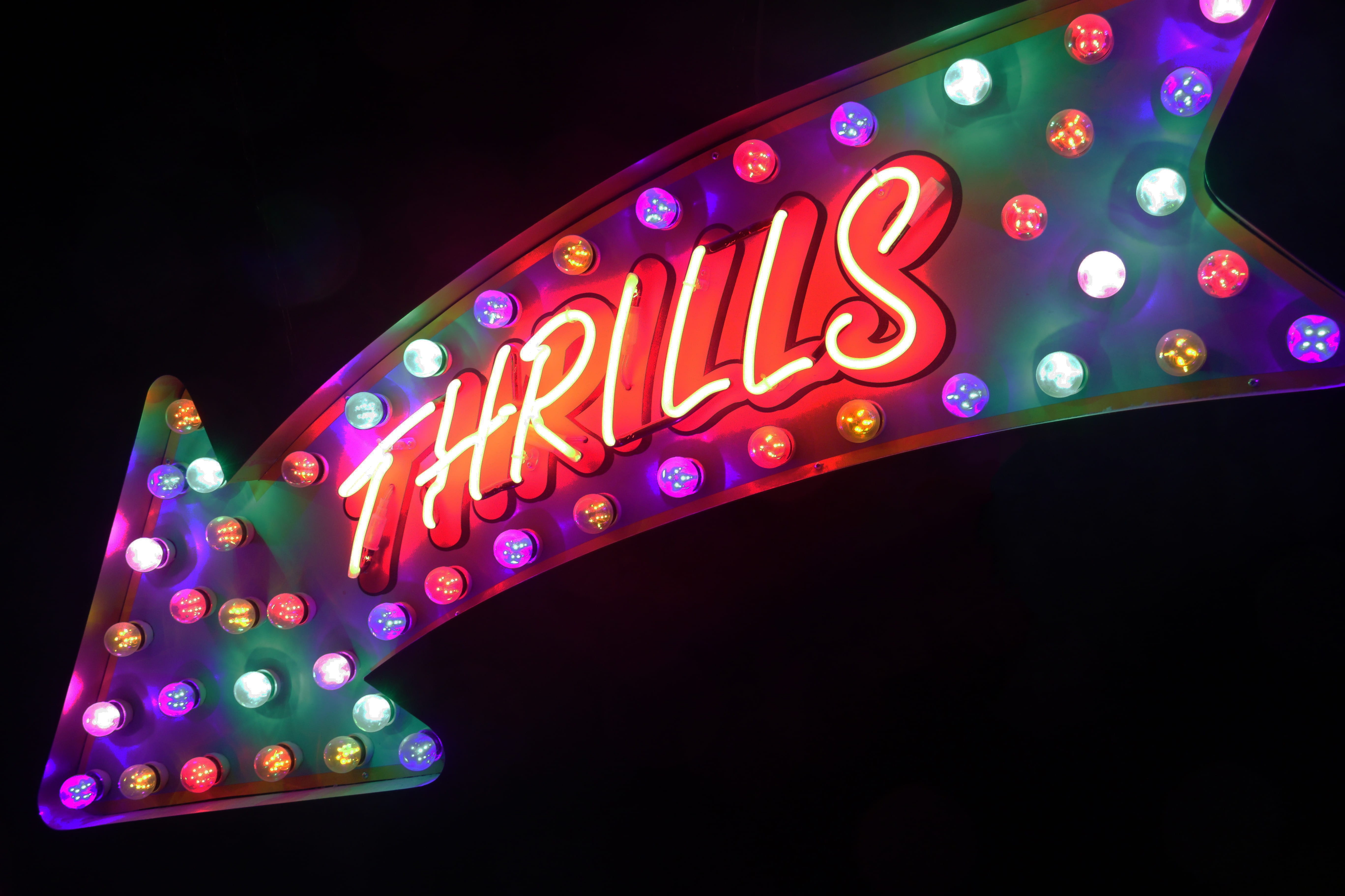 5K, light, black background, light - natural phenomenon, information sign, lights, city, communication, neon, arts culture and entertainment, glowing, HD Wallpaper