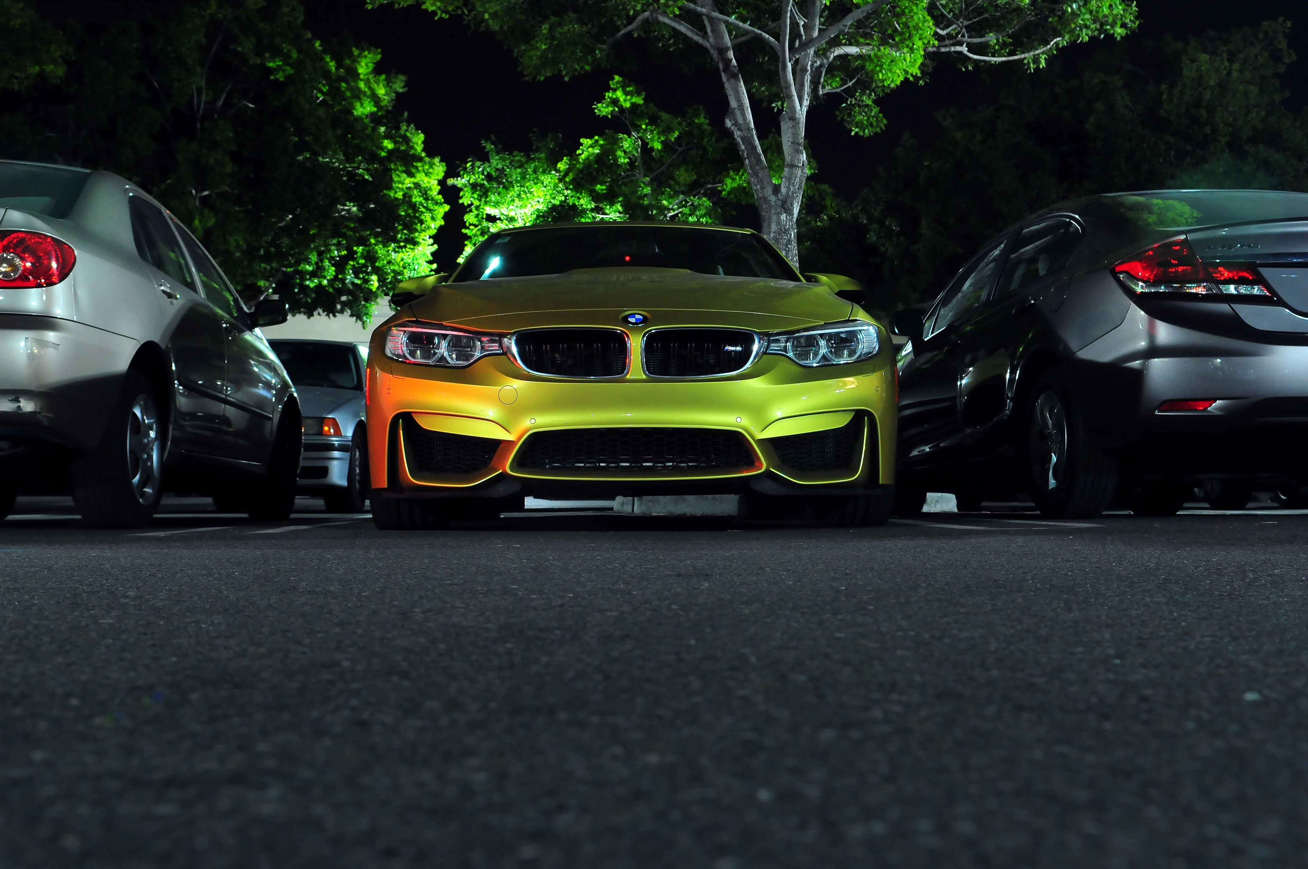 stationary, plant, road, insurance, land vehicle, parking, automotive, auto, tree, mechanic, motion, repair, day, in a row, e, car, travel, outdoors, green, HD Wallpaper