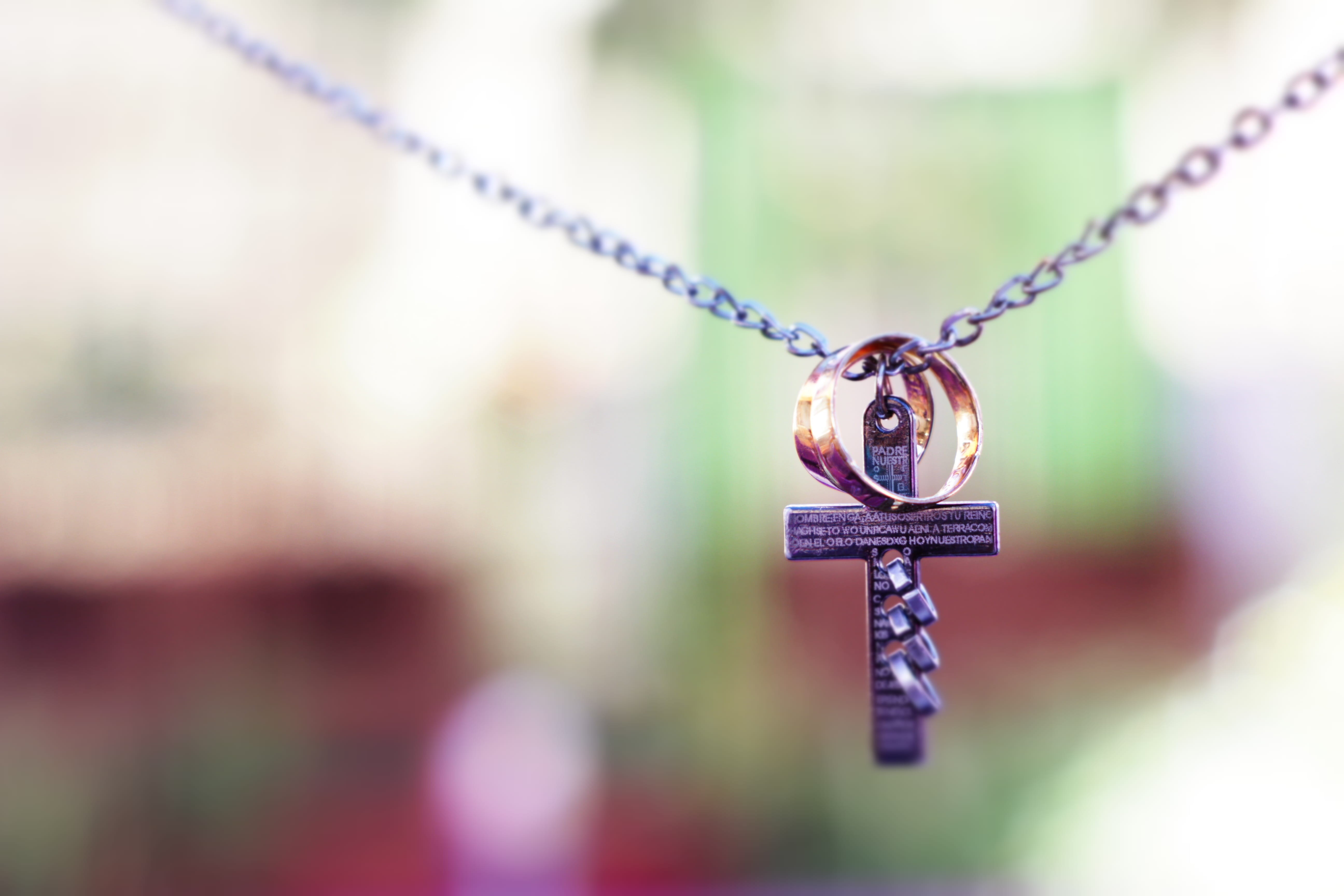 catholicism, cross, wardrobe, bible, gray, nature, death, couple, connection, no people, belief, fence, religious, jewelry, prayer, blue, holy, sacred, HD Wallpaper