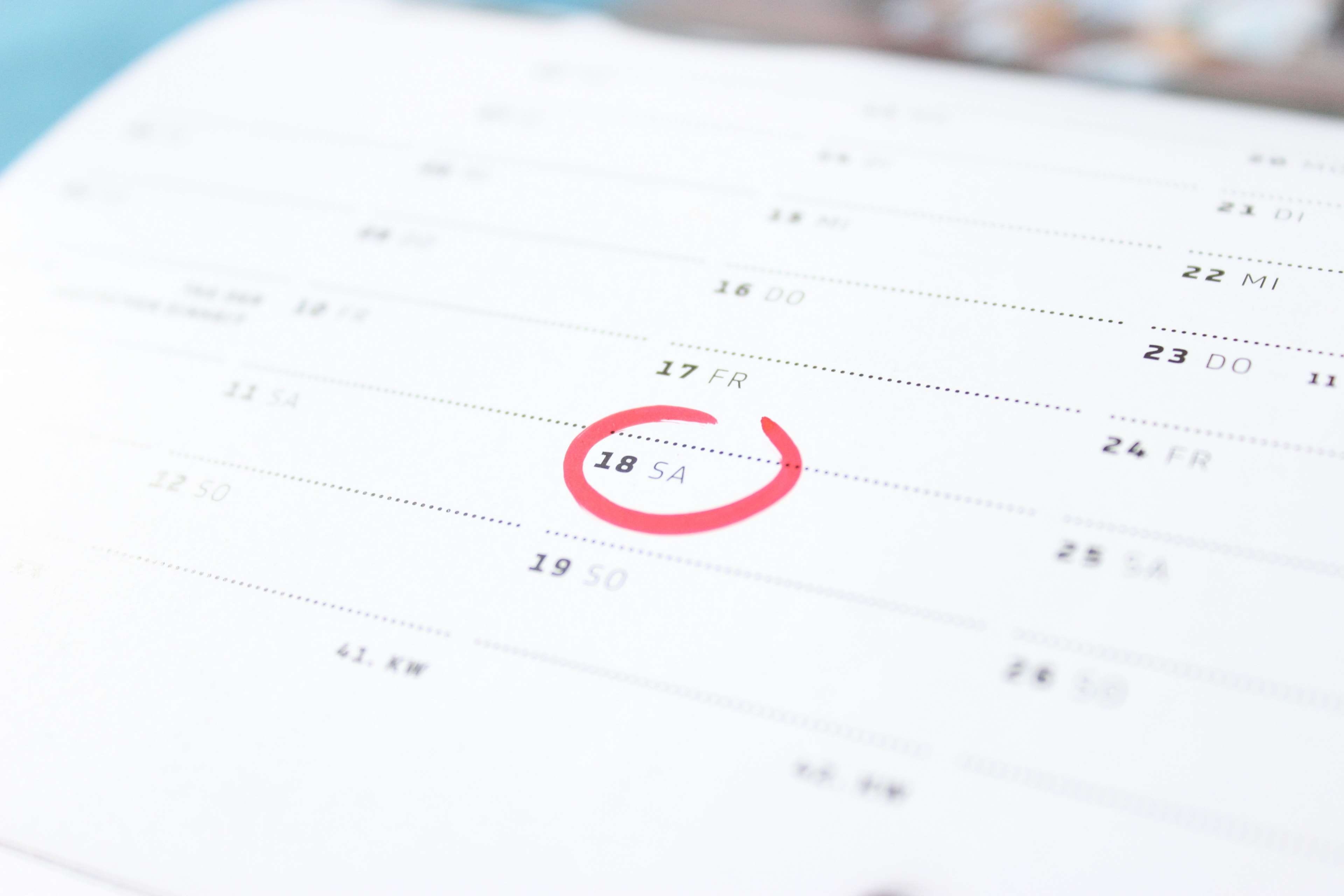 no people, appointment, indoors, business, document, close up, close-up, marked, number, text, communication, deadline, selective focus, date, red, 4K, HD Wallpaper