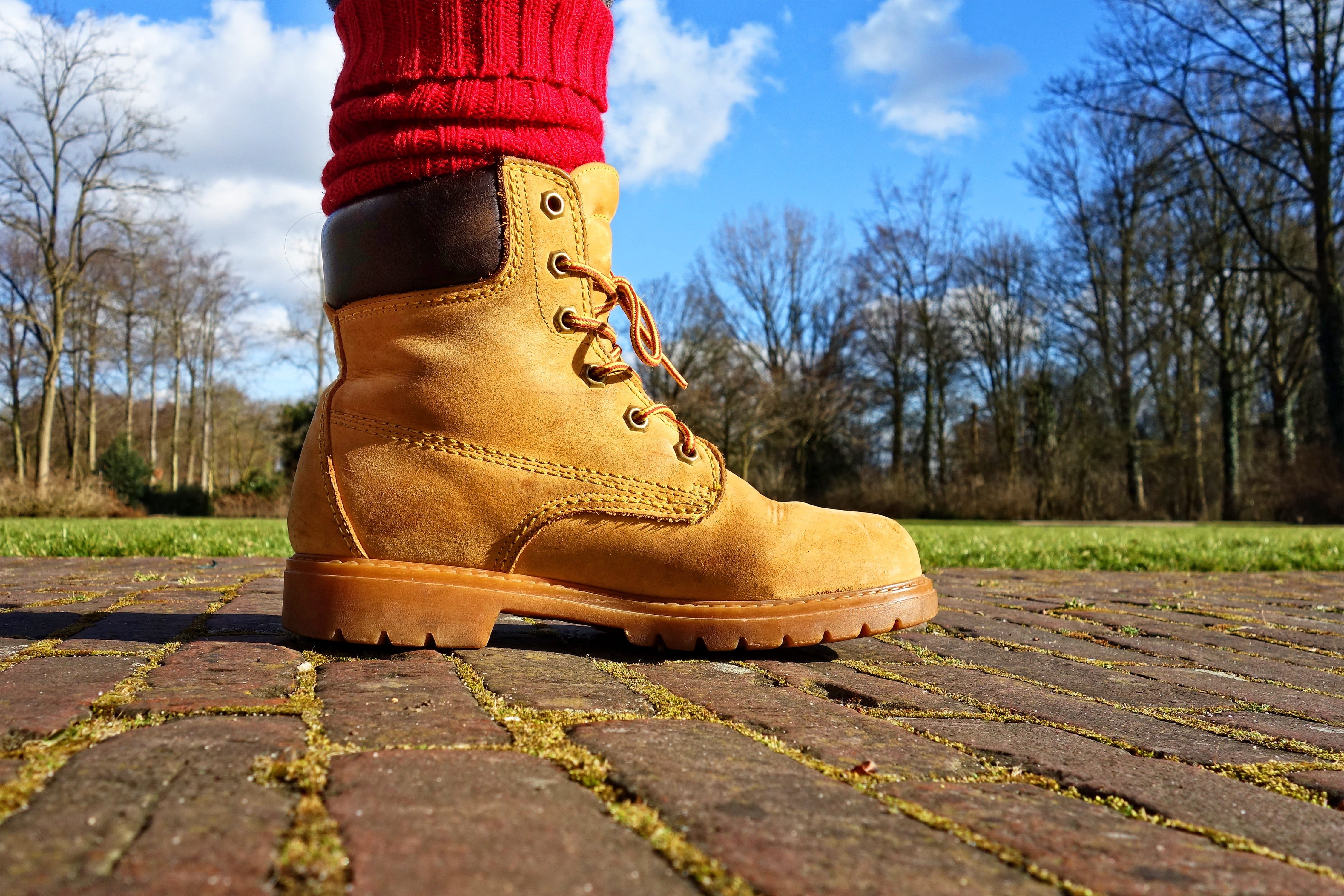 unisex, person, grip sole, work, human foot, lifestyle, day, surface level, brown, footwear, human leg, close-up, human limb, sunlight, street, 4K, limb, HD Wallpaper