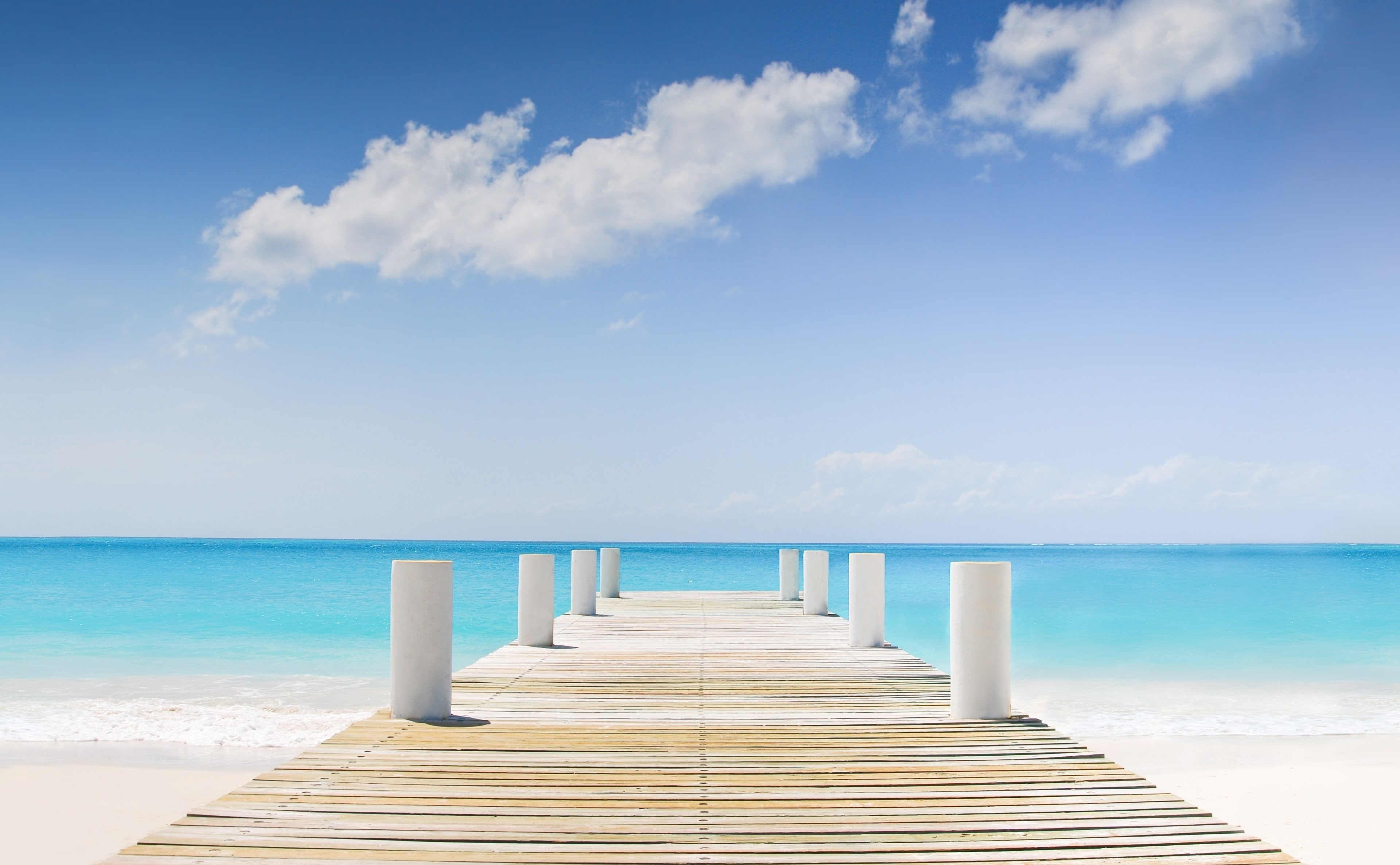 pier, Caicos, horizon, wood - material, idyllic, scenics - nature, 4K, seashore, tranquil scene, white, Vacation, Summertime, horizon over water, grace, HD Wallpaper