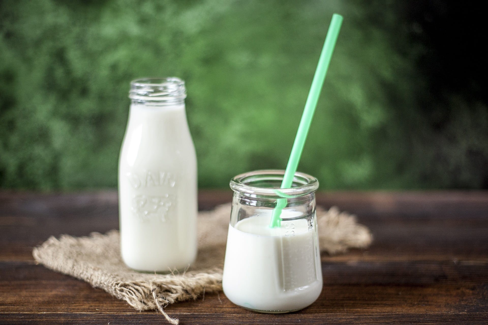 clear, milky, yogurt, drinking straw, wood, no people, calcium, dairy product, food, food and drink, milk, 1080P, household equipment, healthy, wellbeing, HD Wallpaper