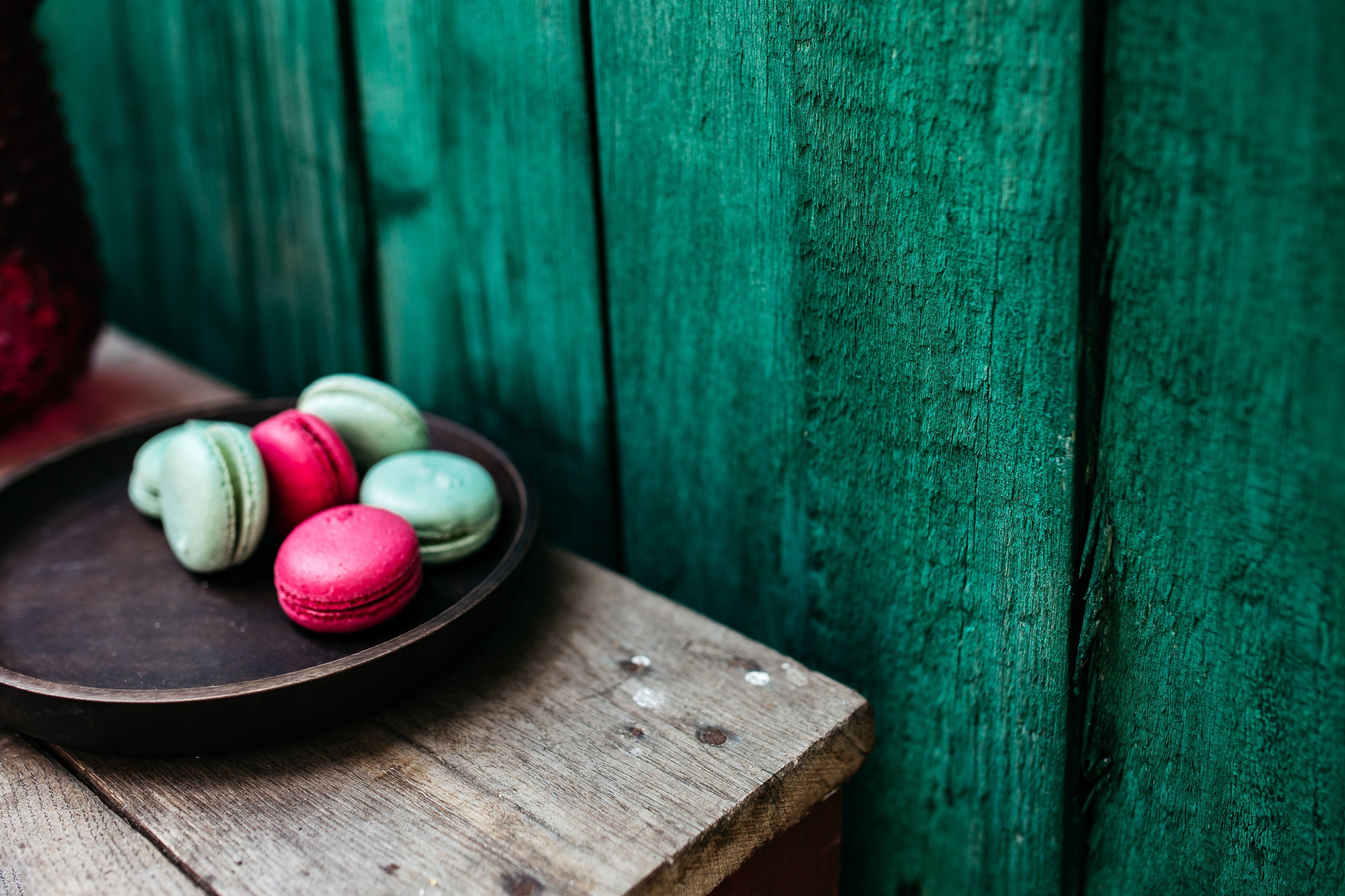 4K, pink color, freshness, sweet, easter egg, Macaroons, delicious, sweet food, still life, pink, day, dessert, green, egg, food and drink, food, tradition, HD Wallpaper
