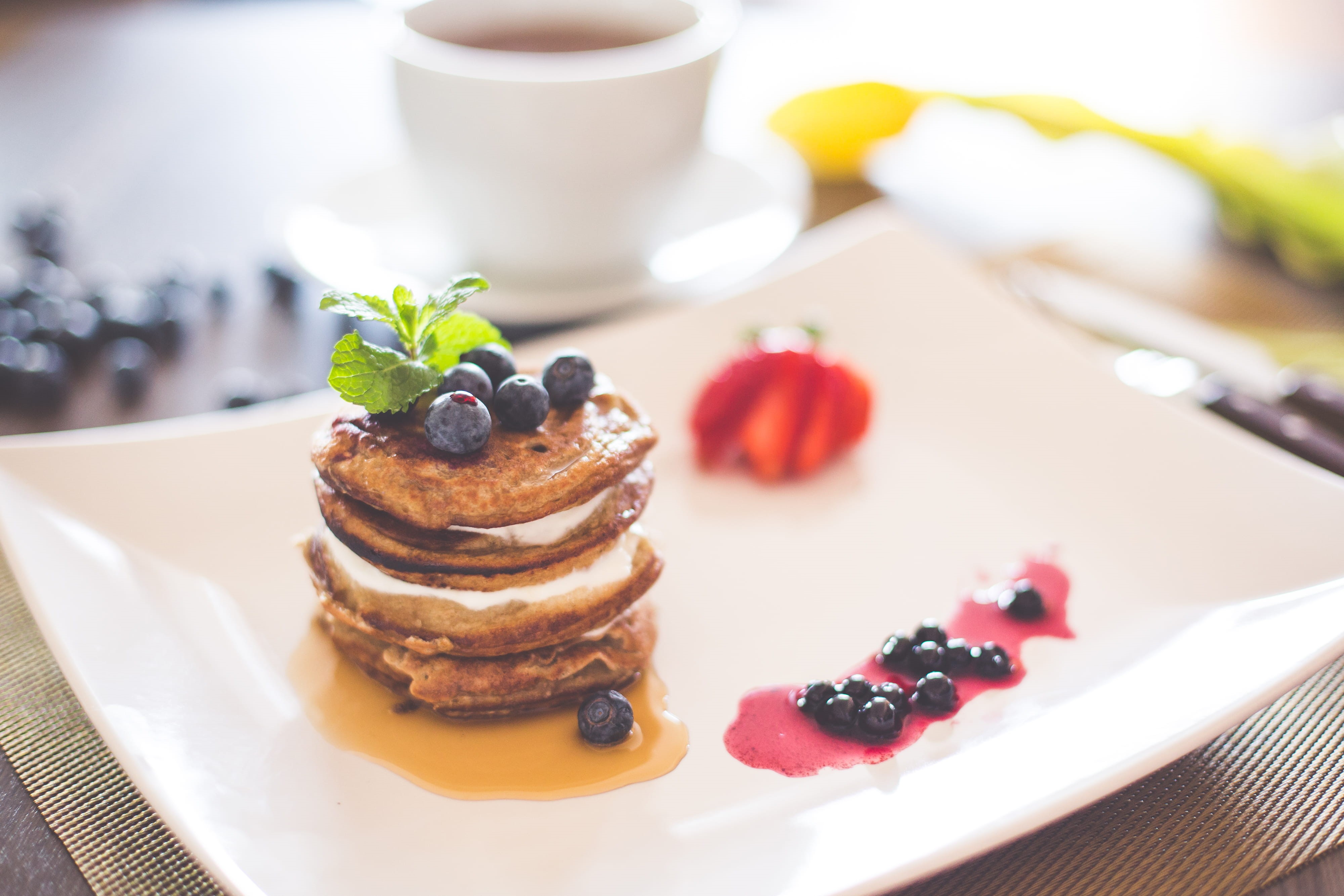 pastry, food, pancake, morning, close-up, crockery, 4K, temptation, vitamins, fitness, fruit, Blueberries, Pancakes, baked, cottage, yummy, drink, dessert, HD Wallpaper