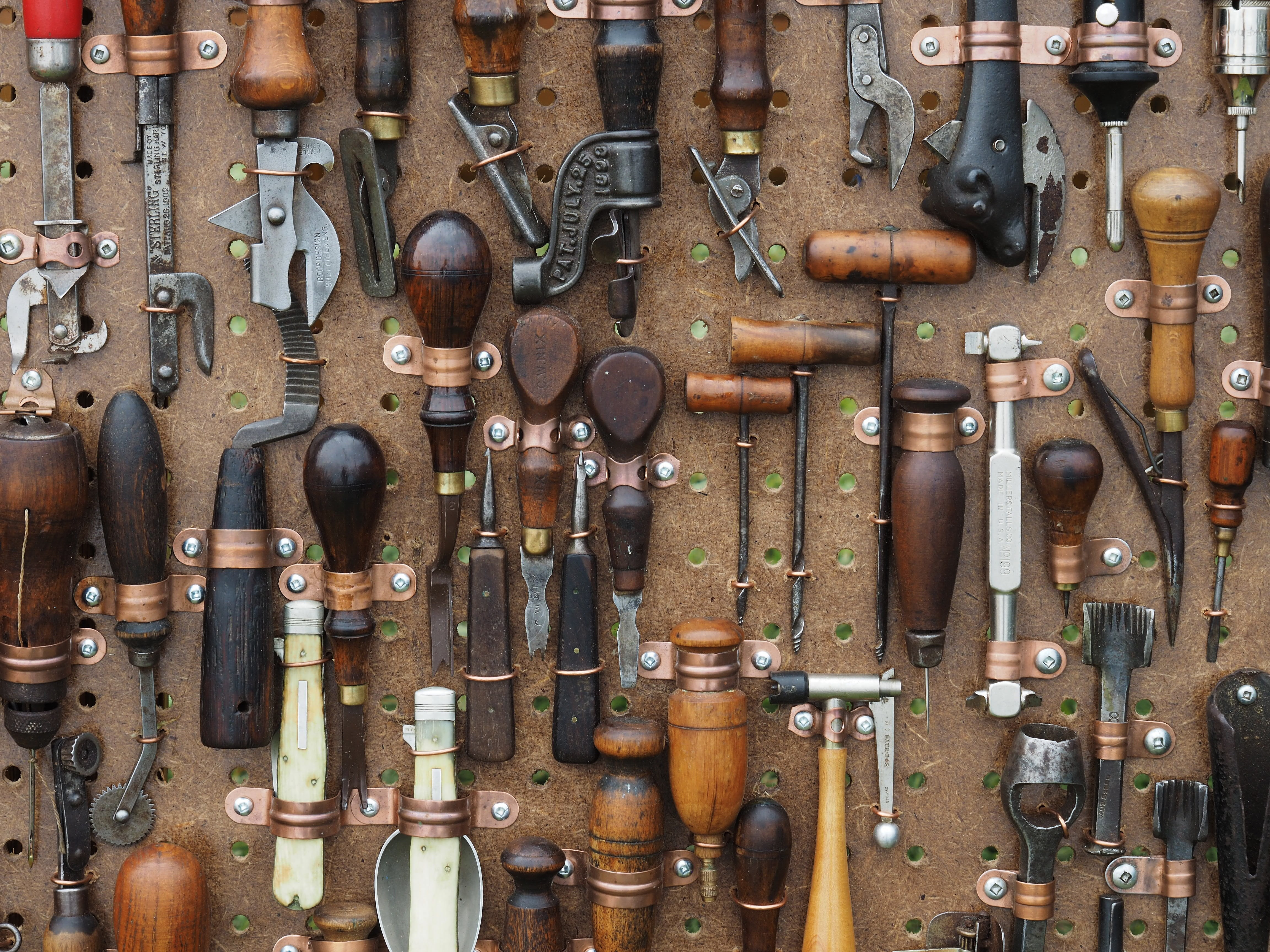 hand saw, chisel, assorted, shop, old-fashioned, tools, craft, brown, wood, 4K, mechanic, homemade, handheld, hobby, still life, abundance, choice, antique, HD Wallpaper
