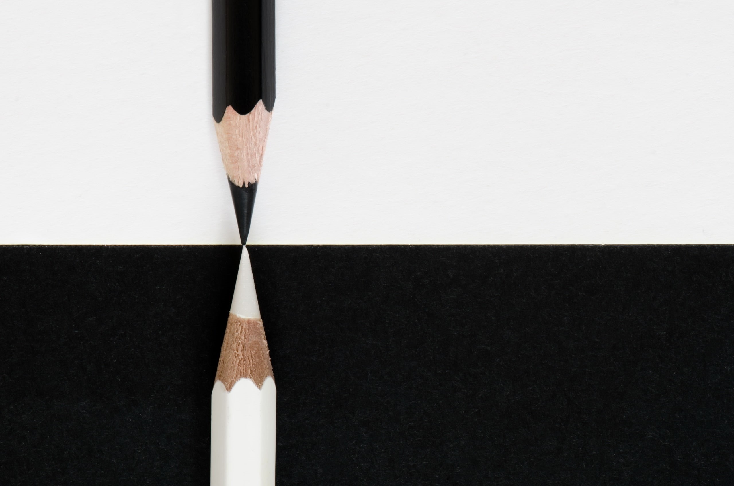 writing instrument, black, single object, studio shot, white background, minimalism, indoors, art and craft, high angle view, creativity, directly above, HD Wallpaper