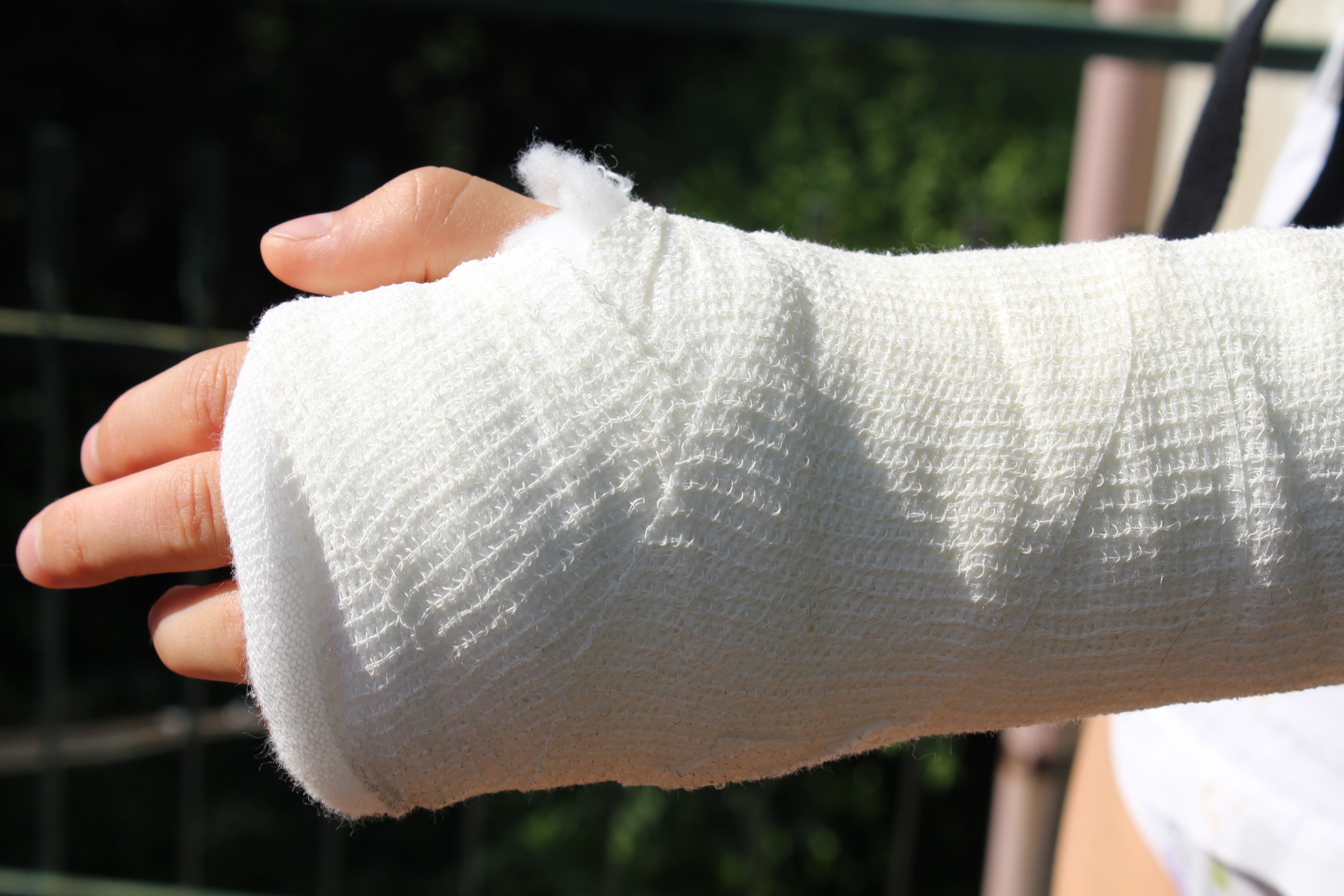 bandages, health, real people, softness, day, 5K, white color, human hand, sprained, unrecognizable person, human finger, close-up, human body part, accident, HD Wallpaper