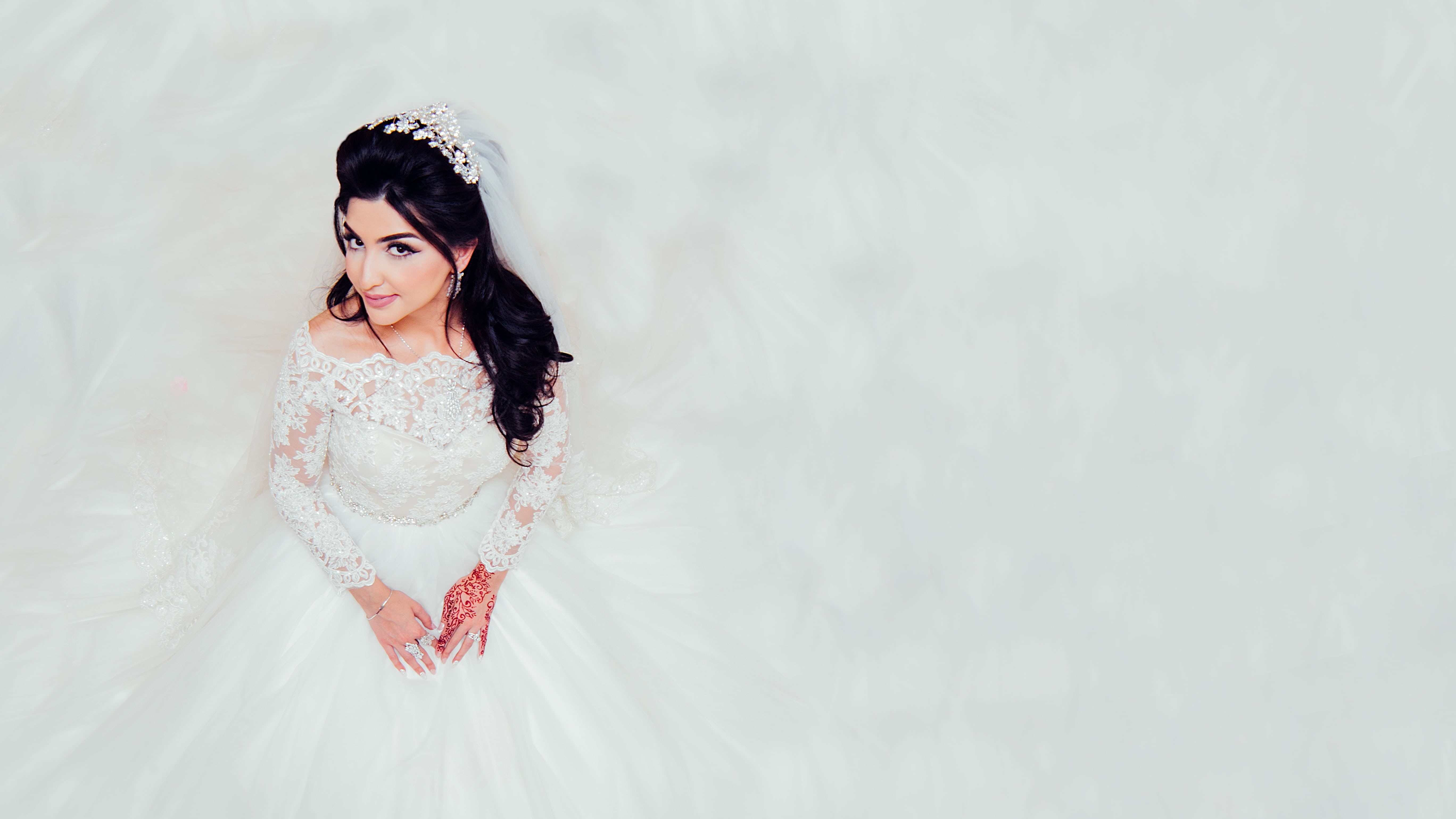 people, fashion, girl, woman, elegance, marriage, copy space, lap, women, young adult, holding, celebration, photography, wedding, white, 5K, sleeved, HD Wallpaper