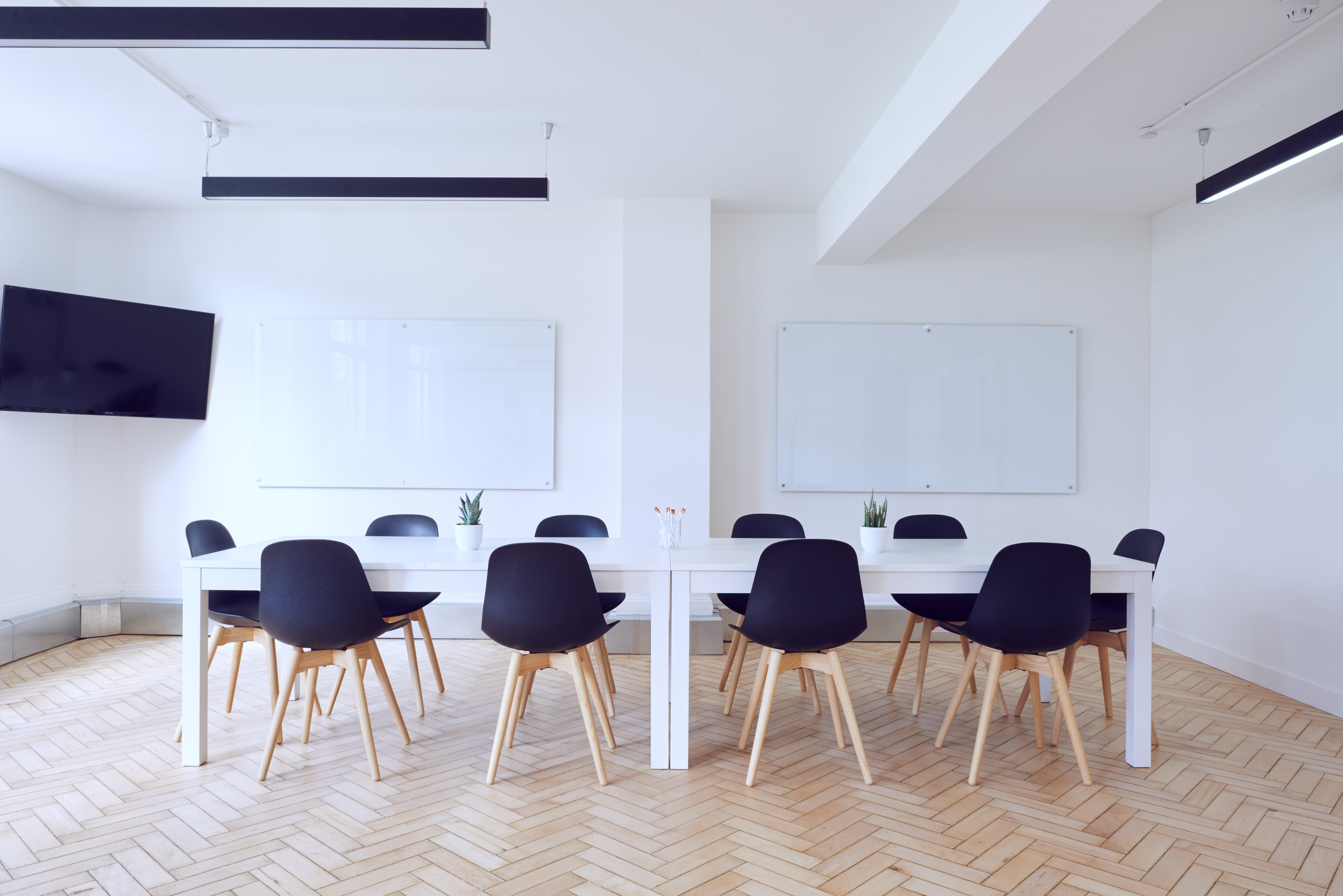 contemporary, built structure, office chair, business, architecture, lecture hall, luxury, indoors, 5K, interior design, empty, corporate business, furniture, HD Wallpaper
