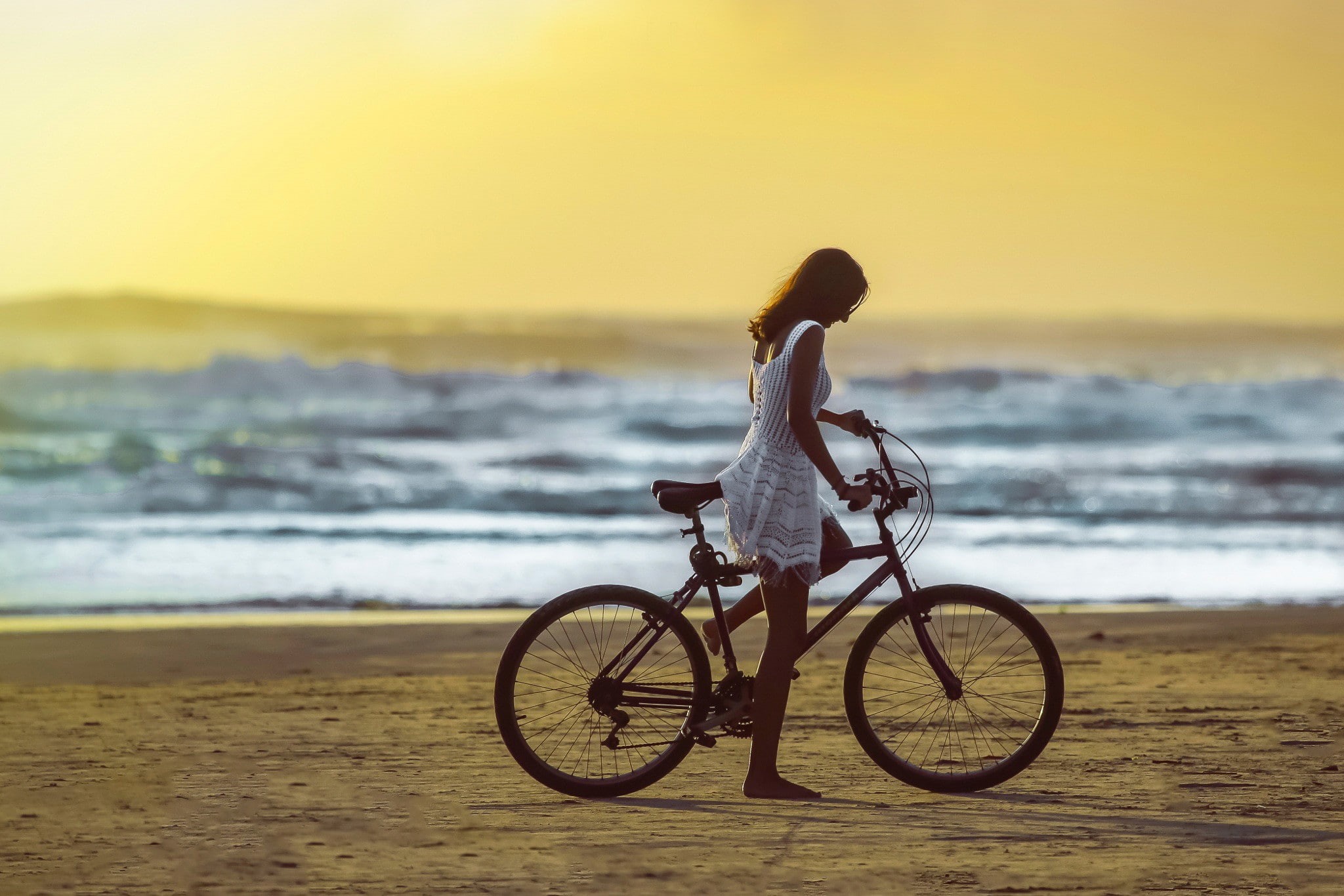 beauty in nature, model, land, horizon over water, wave, water, 1080P, women, sand, outdoors, one person, bicycle, real people, horizon, leisure activity, HD Wallpaper