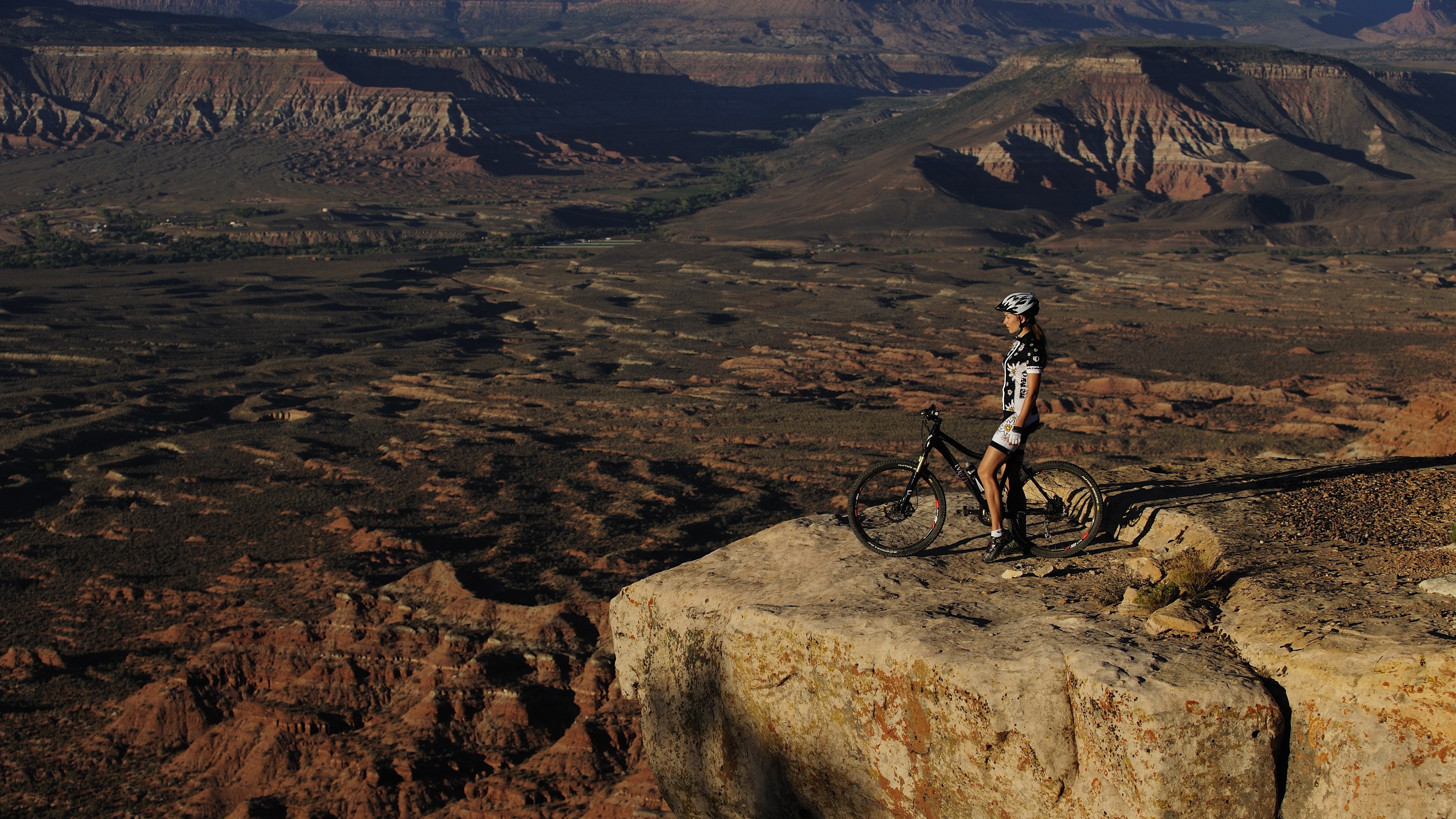 mountain bikes, arid climate, rock, climate, beauty in nature, land, one person, remote, day, lifestyles, outdoors, high angle view, formation, mountains, HD Wallpaper
