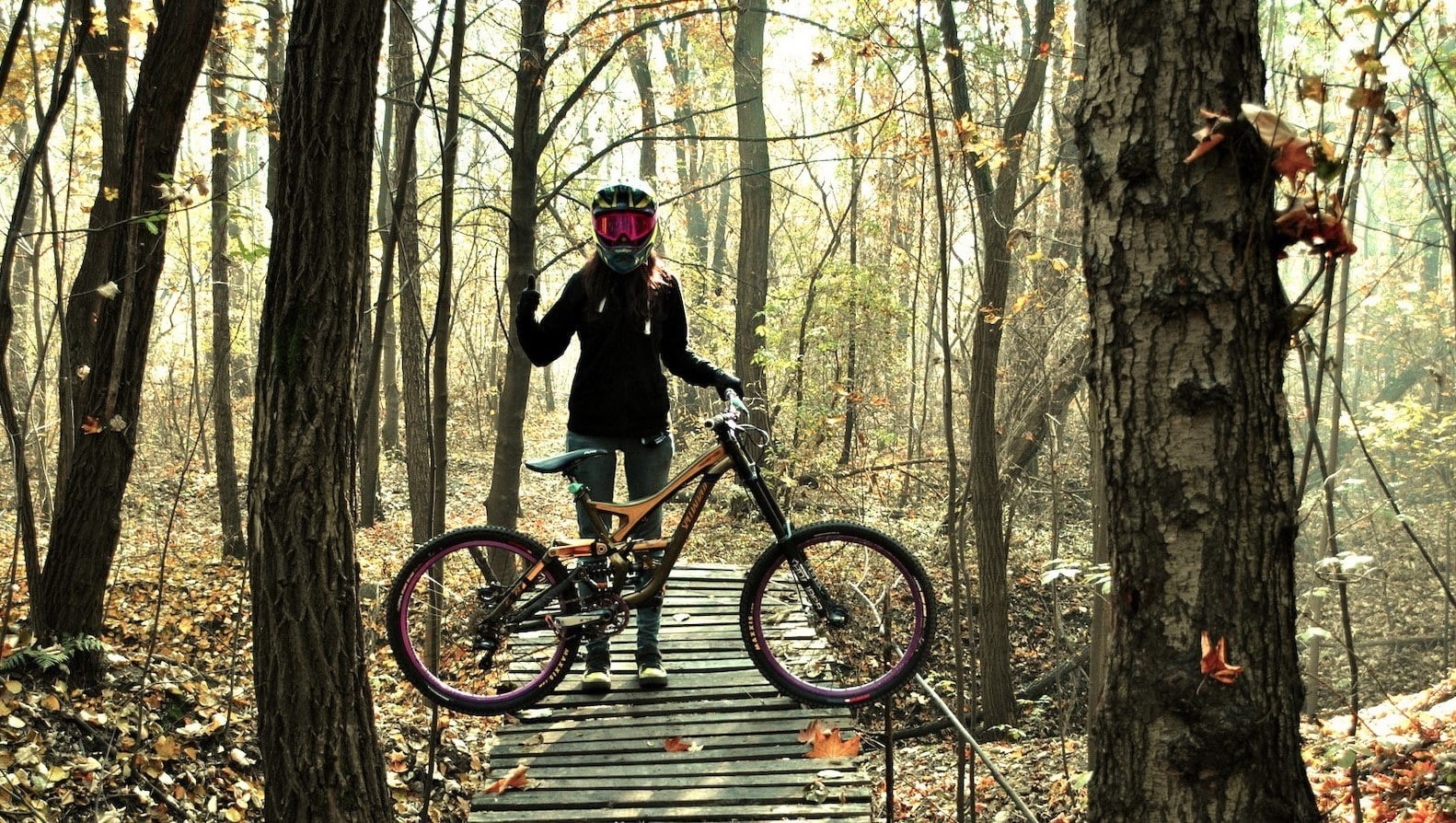 sport, lifestyles, transportation, day, real people, tree, land, forest, mountain bikes, bicycle, 720P, tree trunk, one person, riding, nature, outdoors, HD Wallpaper