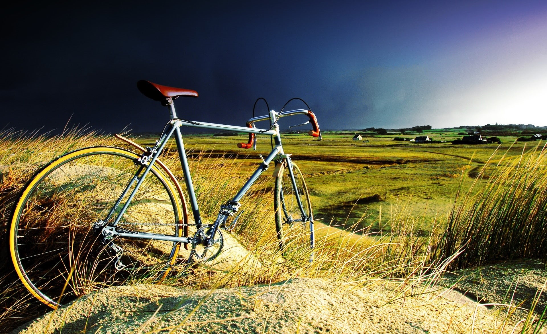 no people, beauty in nature, day, grey, scenics - nature, non-urban scene, singlespeed, tranquil scene, rural scene, 1080P, field, land, sky, green color, HD Wallpaper