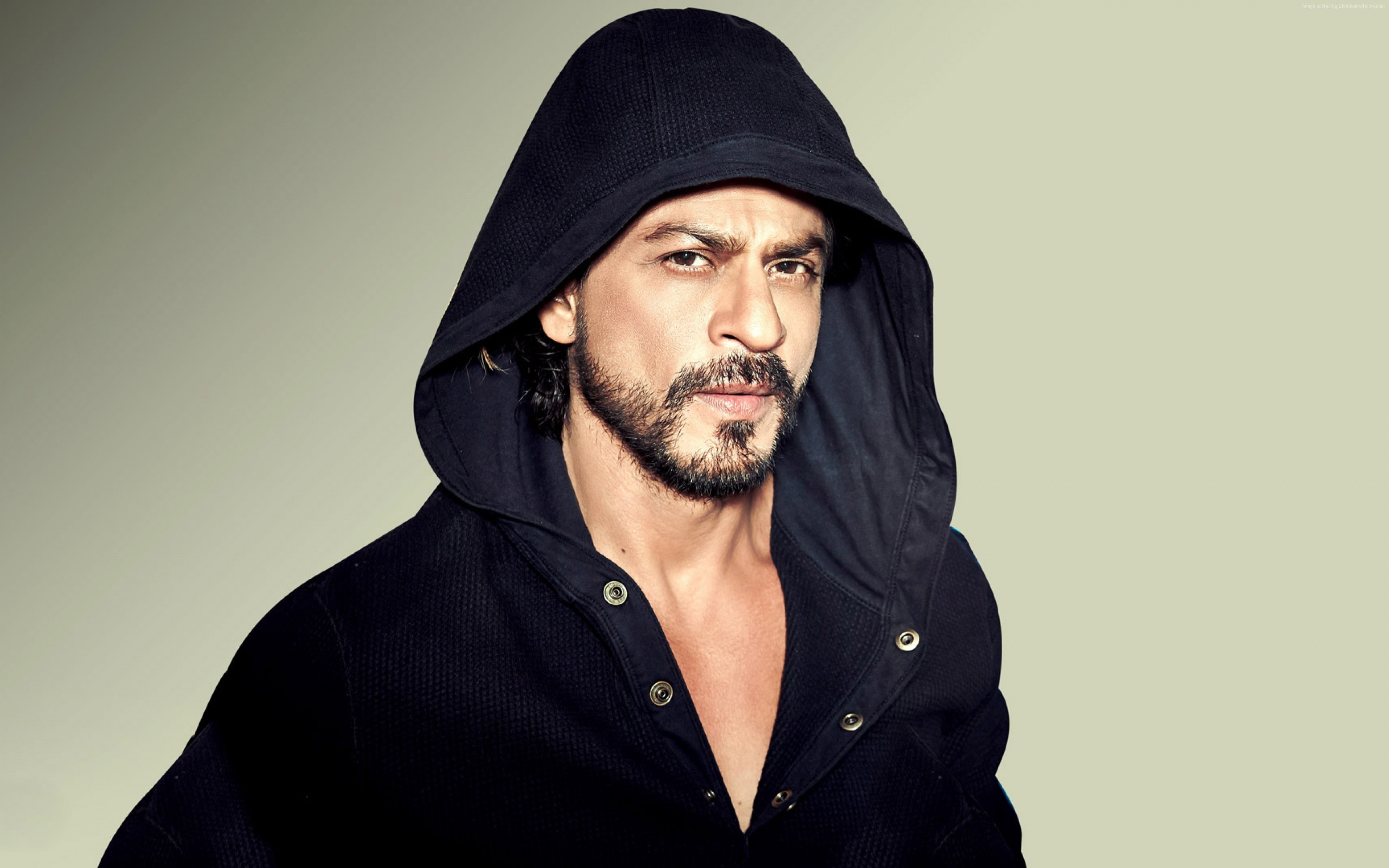 mature men, front view, hat, looking, lifestyles, hood - clothing, mid adult men, facial hair, black color, 4K, real people, men, clothing, photo, portrait, HD Wallpaper