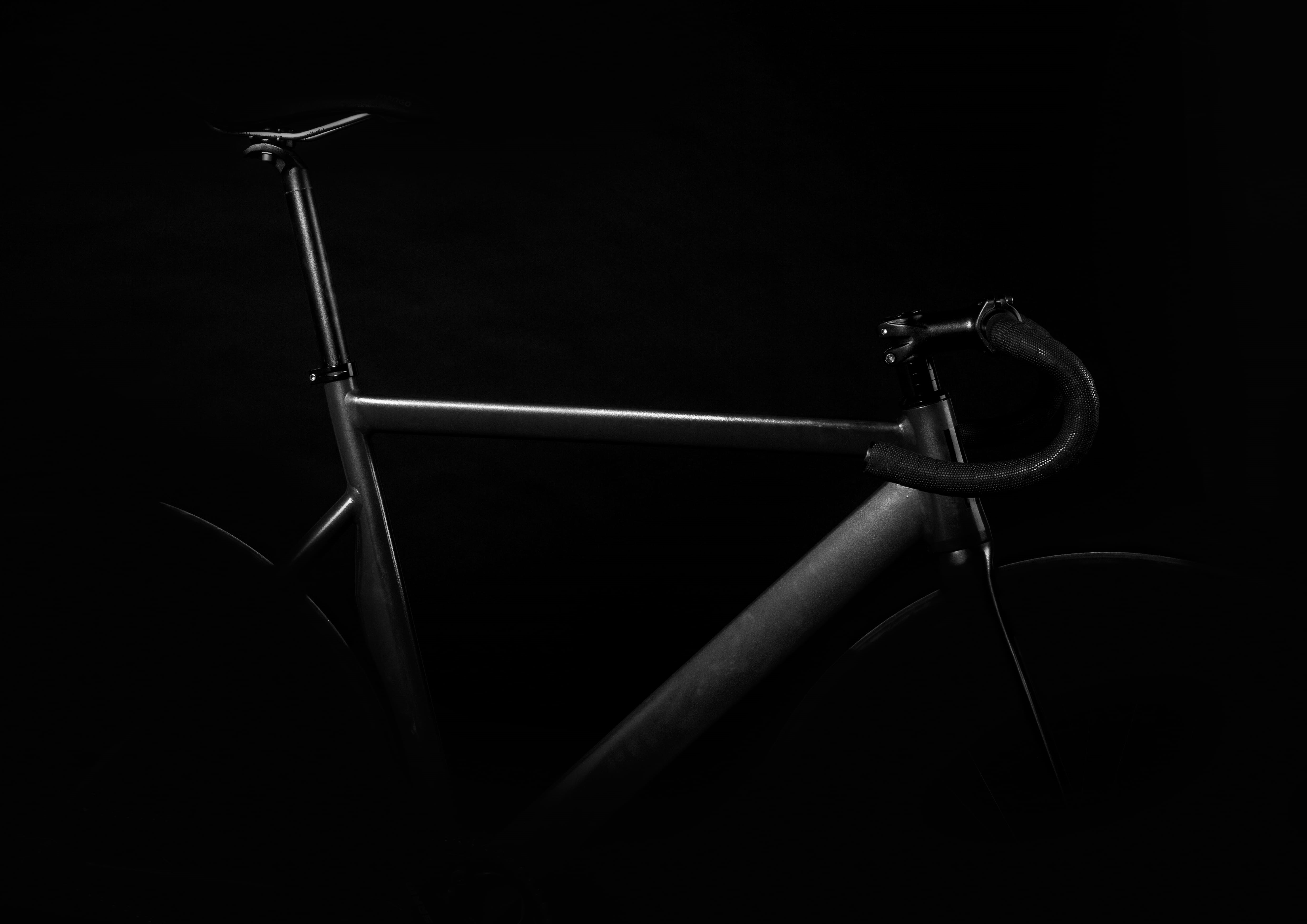 road, bicycle, music, simplicity, gray, triathlon, still life, day, man made object, dark, 4K, bike, no People, black Background, man made, saddle, studio shot, HD Wallpaper