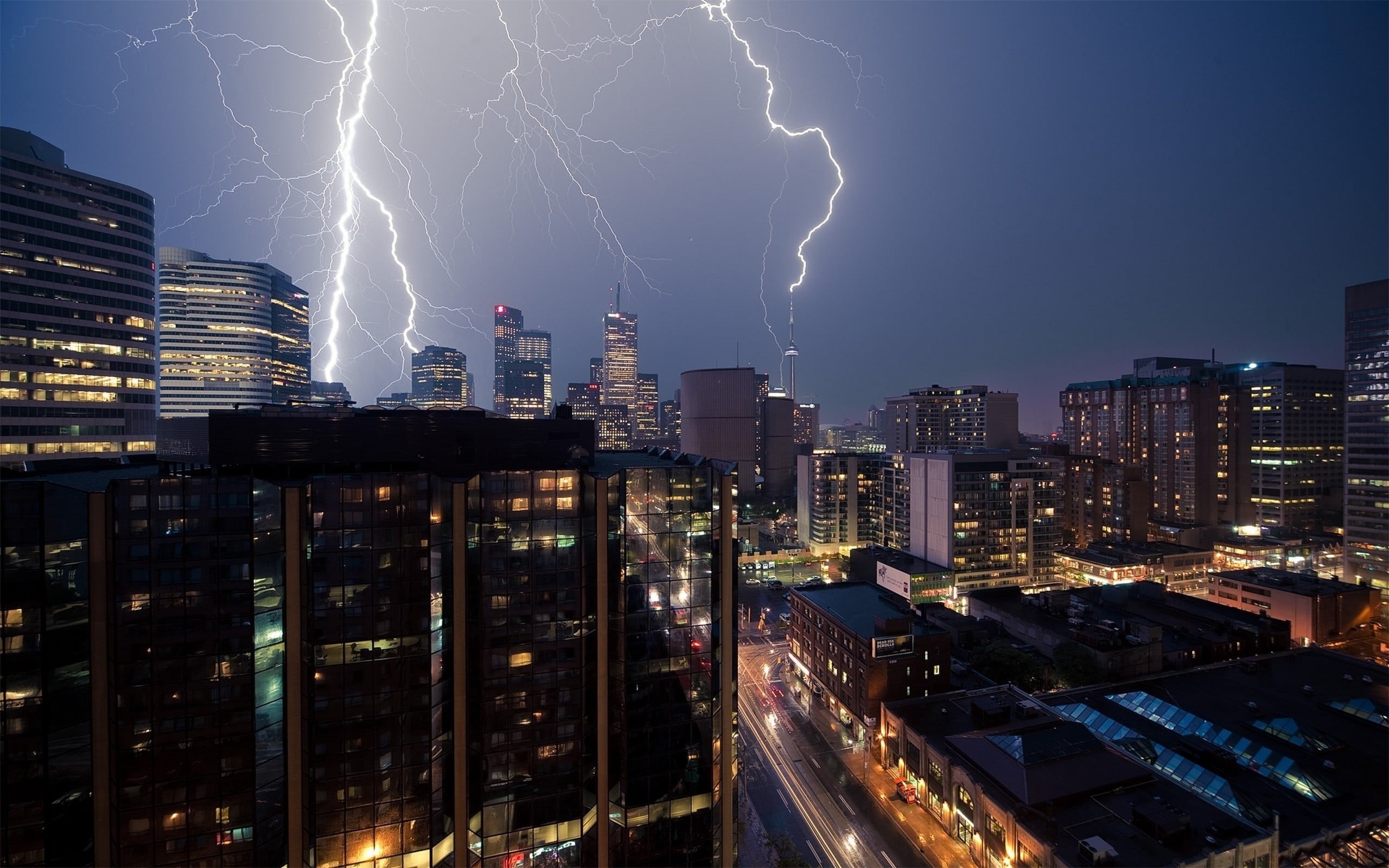 illuminated, no people, urban, 2K, night, Toronto, city, lightning, built structure, power, building, sky, architecture, cloud - sky, skyscraper, storm, HD Wallpaper