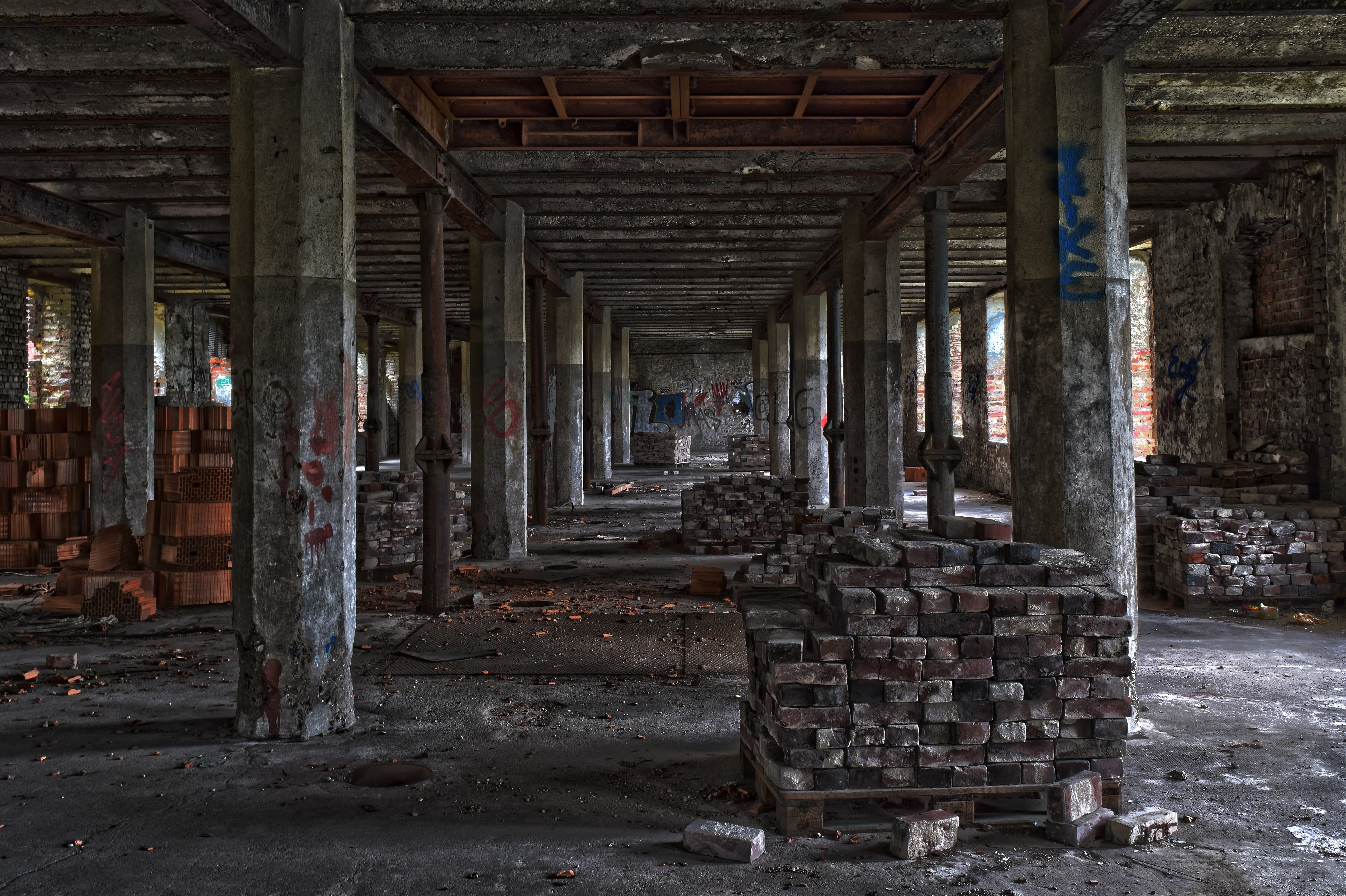 bad condition, graffiti, wood - material, dirty, pforphoto, direction, 5K, obsolete, atmosphere, decline, broken, lost places, shabby, mood, abandoned, HD Wallpaper