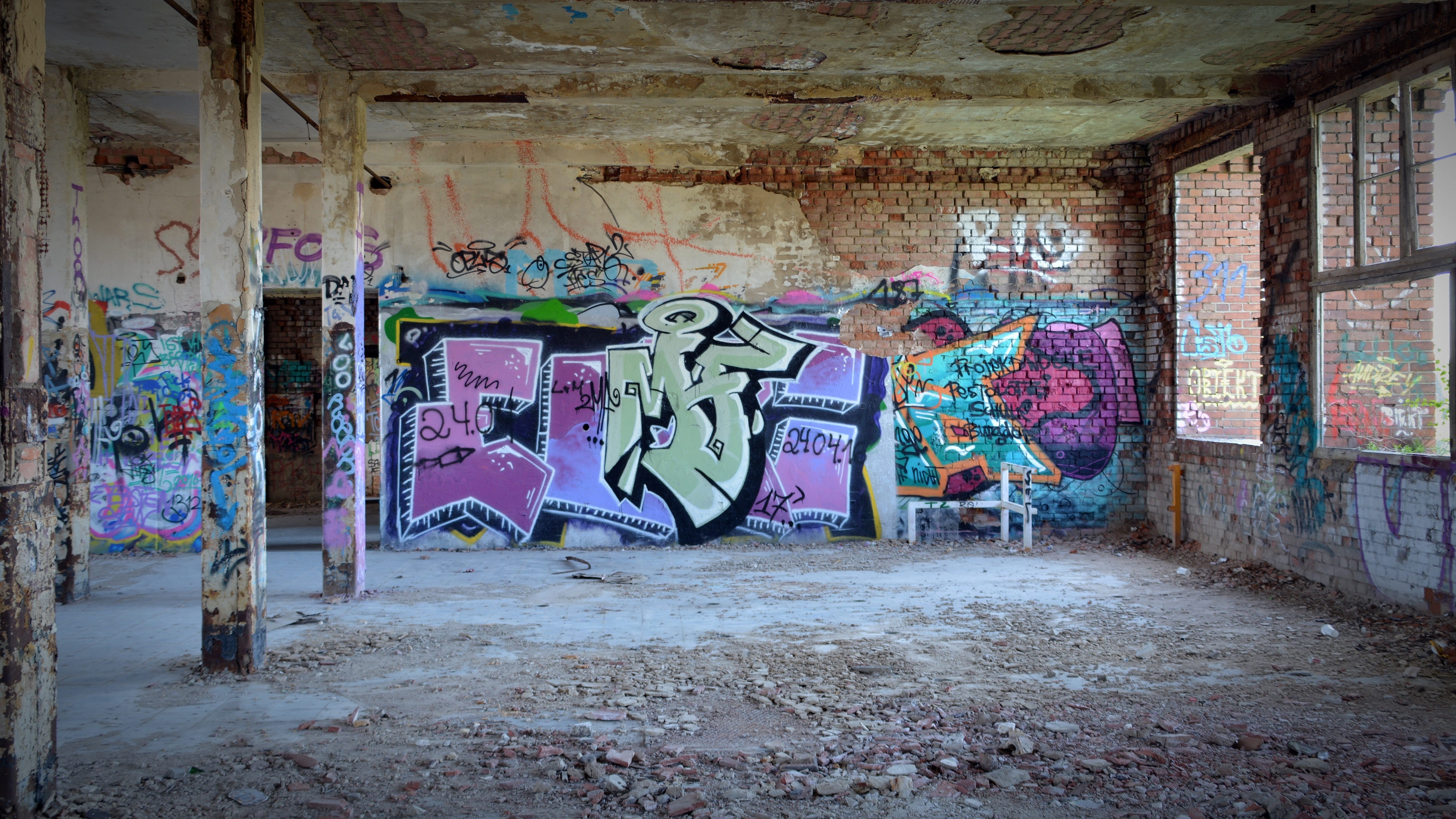 architecture, Lost, damaged, lost place, ailing, industrial building, Graffiti, dirty, lost places, day, paint, deterioration, built structure, run-Down, HD Wallpaper