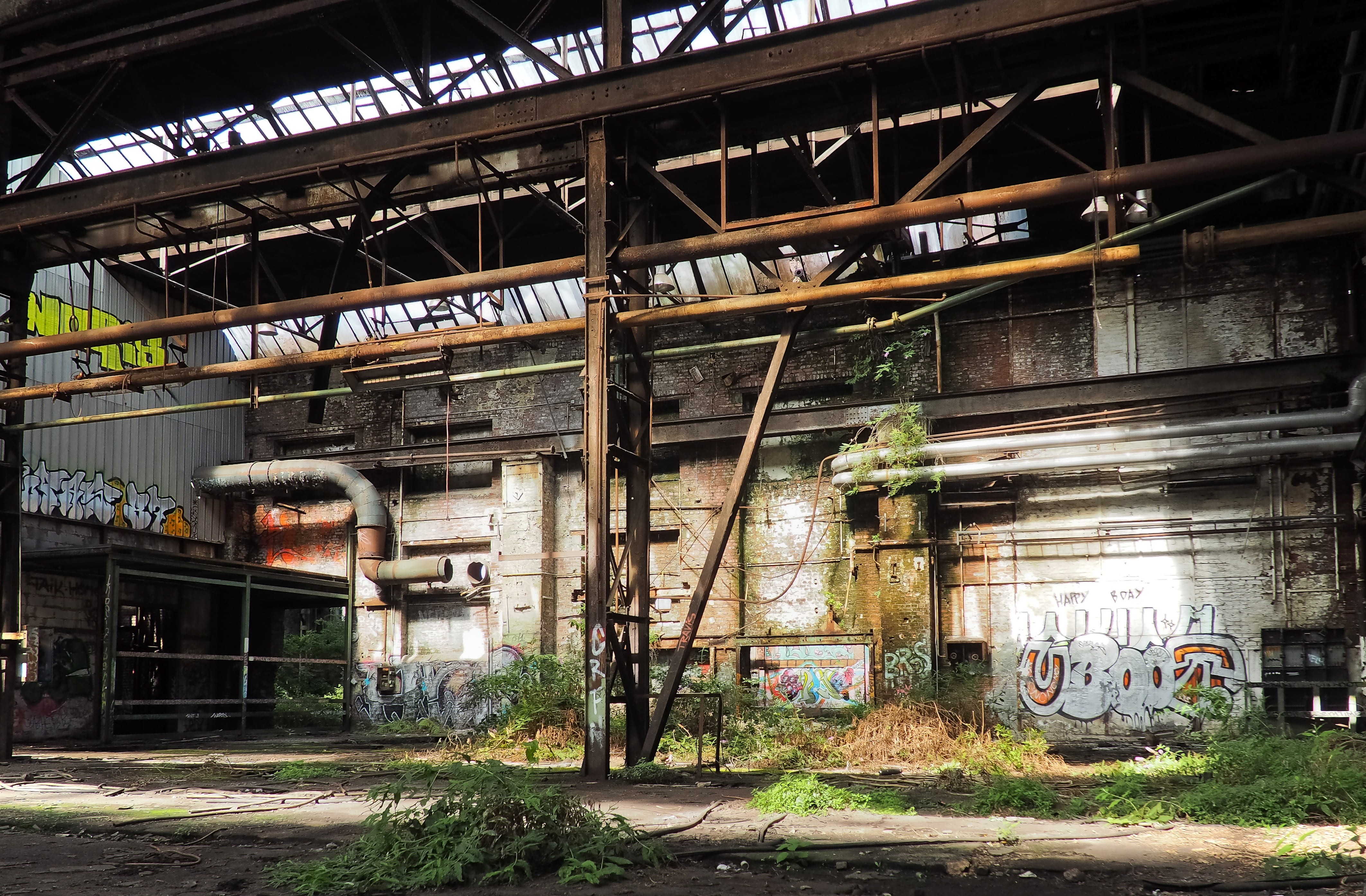 gloomy, leave, forget, end, mood, break up, ruined, dirt, lapsed, rooms, transient, neglected, run down, building, weathered, room, pforphoto, messy, dark, HD Wallpaper