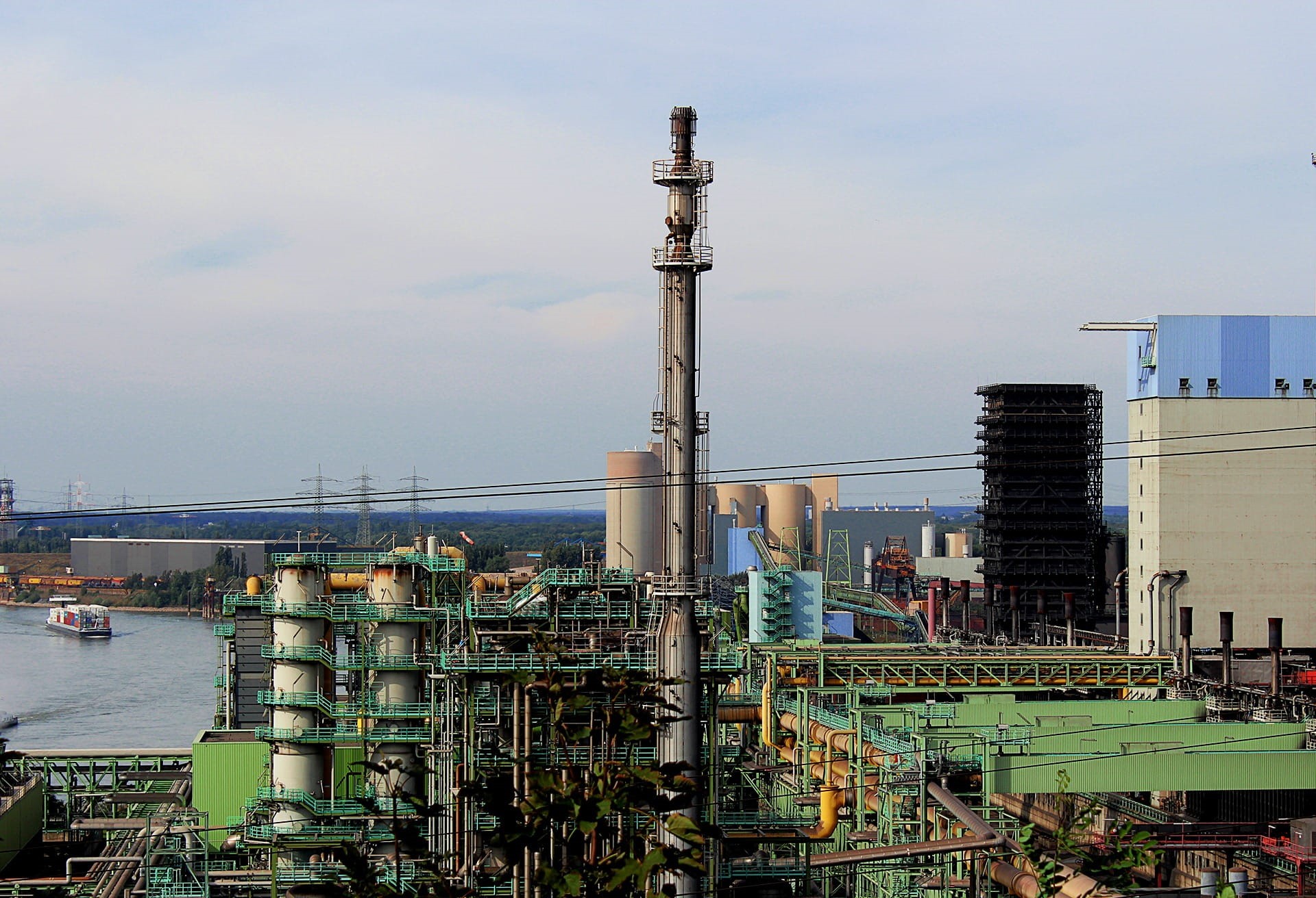 connection, power Station, day, sky, building exterior, Industry, chimney, 1080P, business, architecture, construction industry, equipment, oil refinery, HD Wallpaper