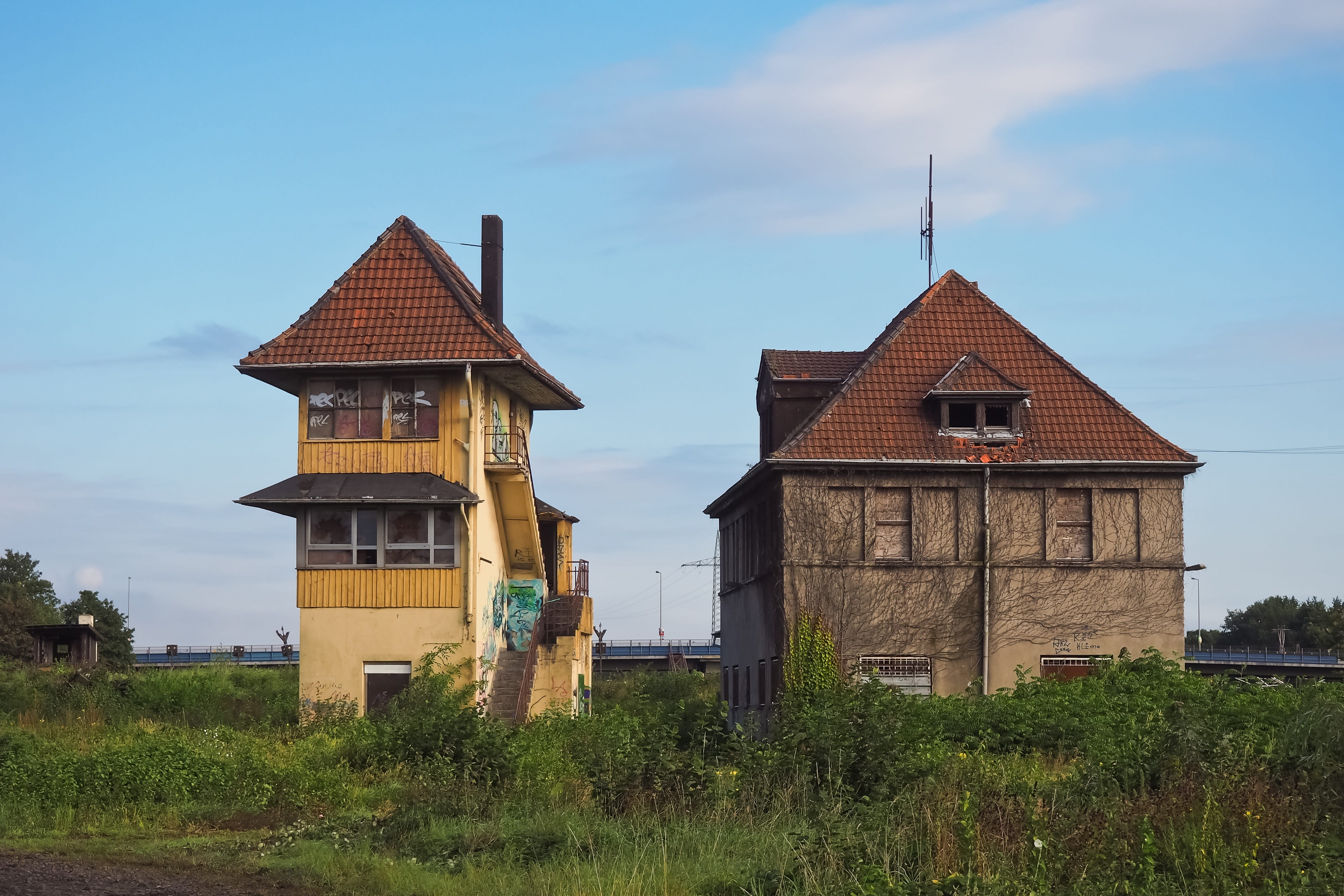 dilapidated, passed, weathered, architecture, signal box, field, building, train, unused, nature, sky, old building, landscape, dirty, home, transience, HD Wallpaper