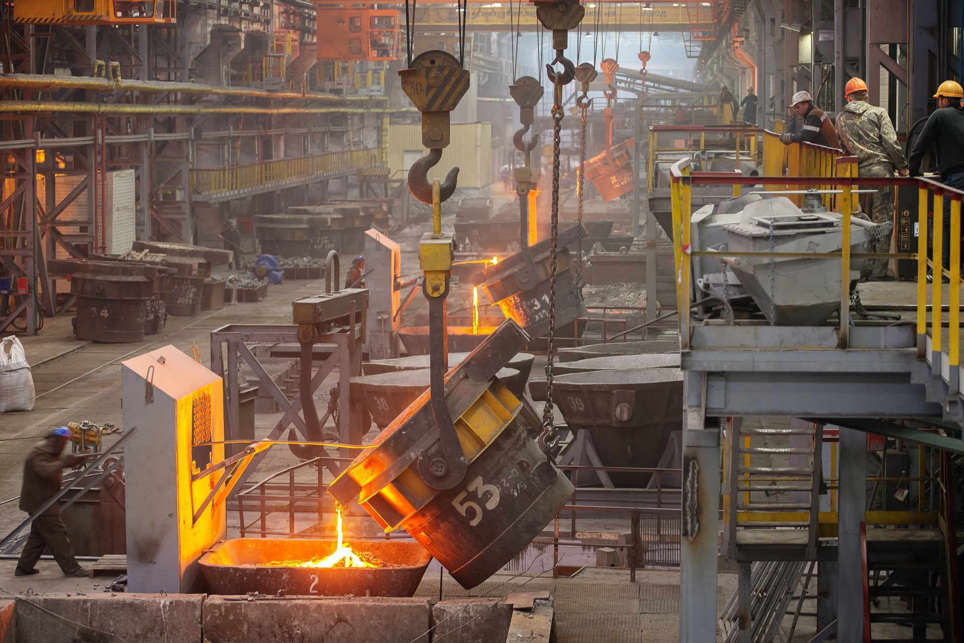 Man Made, Factory, working, occupation, indoors, manufacturing equipment, molten, industry, metal, heat - temperature, fire, motion, burning, manufacturing, HD Wallpaper