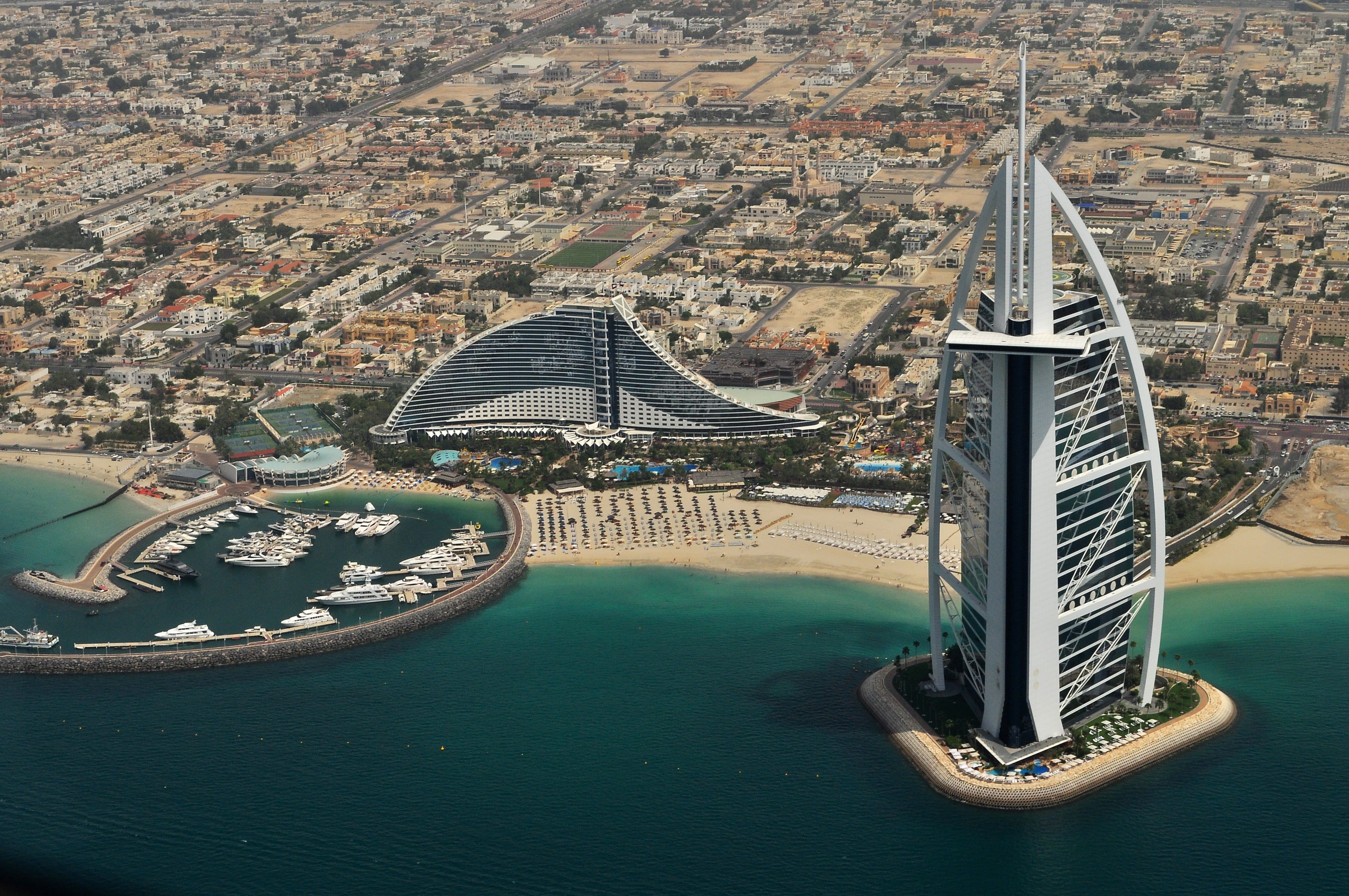 cruise ship, photo, Burj Al Arab Jumeirah, building, UAE, Dubai, 4K, public domain, urban Scene, united, travel, panoramic, Jumeirah, built Structure, HD Wallpaper