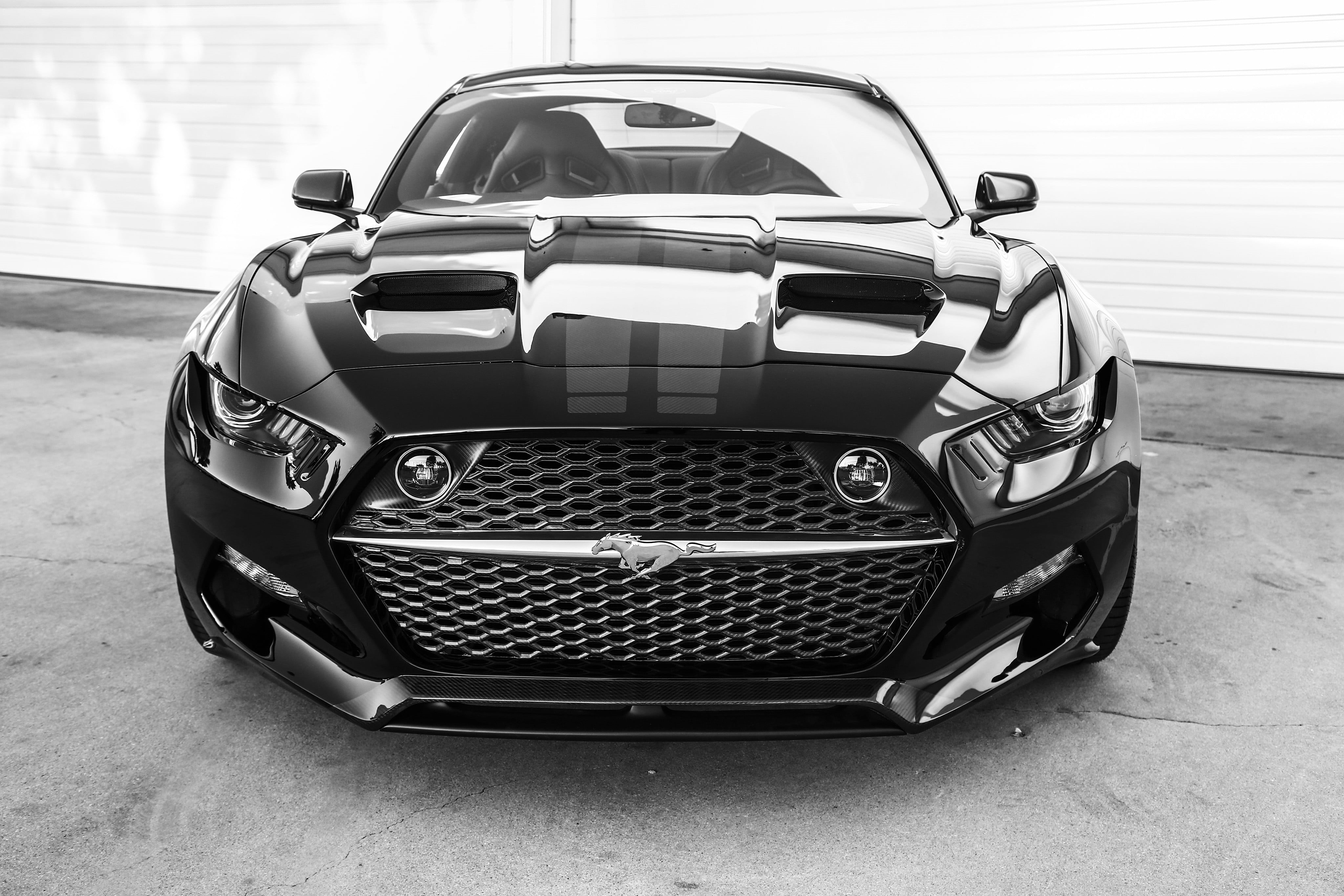 pattern, no people, mode of transportation, reflection, wealth, land vehicle, 4K, motor vehicle, transportation, mustang, vintage car, Ford Mustang GT, HD Wallpaper